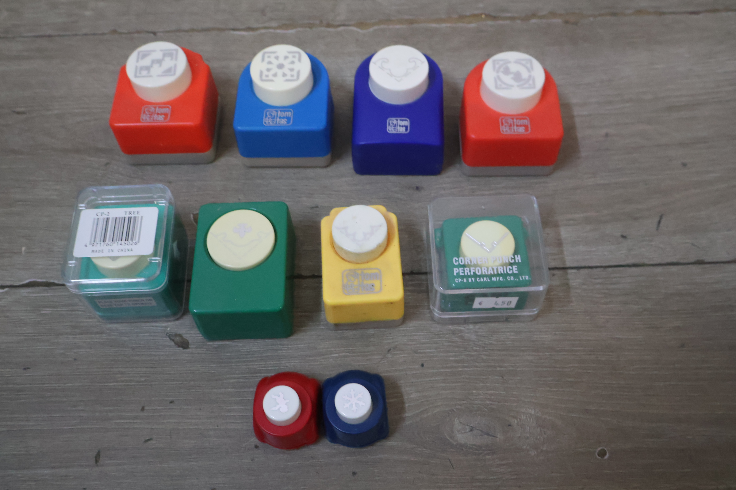 Set stansapparaten met verschillende vormen' – foto 5 – kavel bij GSD Auctions, Zoeterwoude