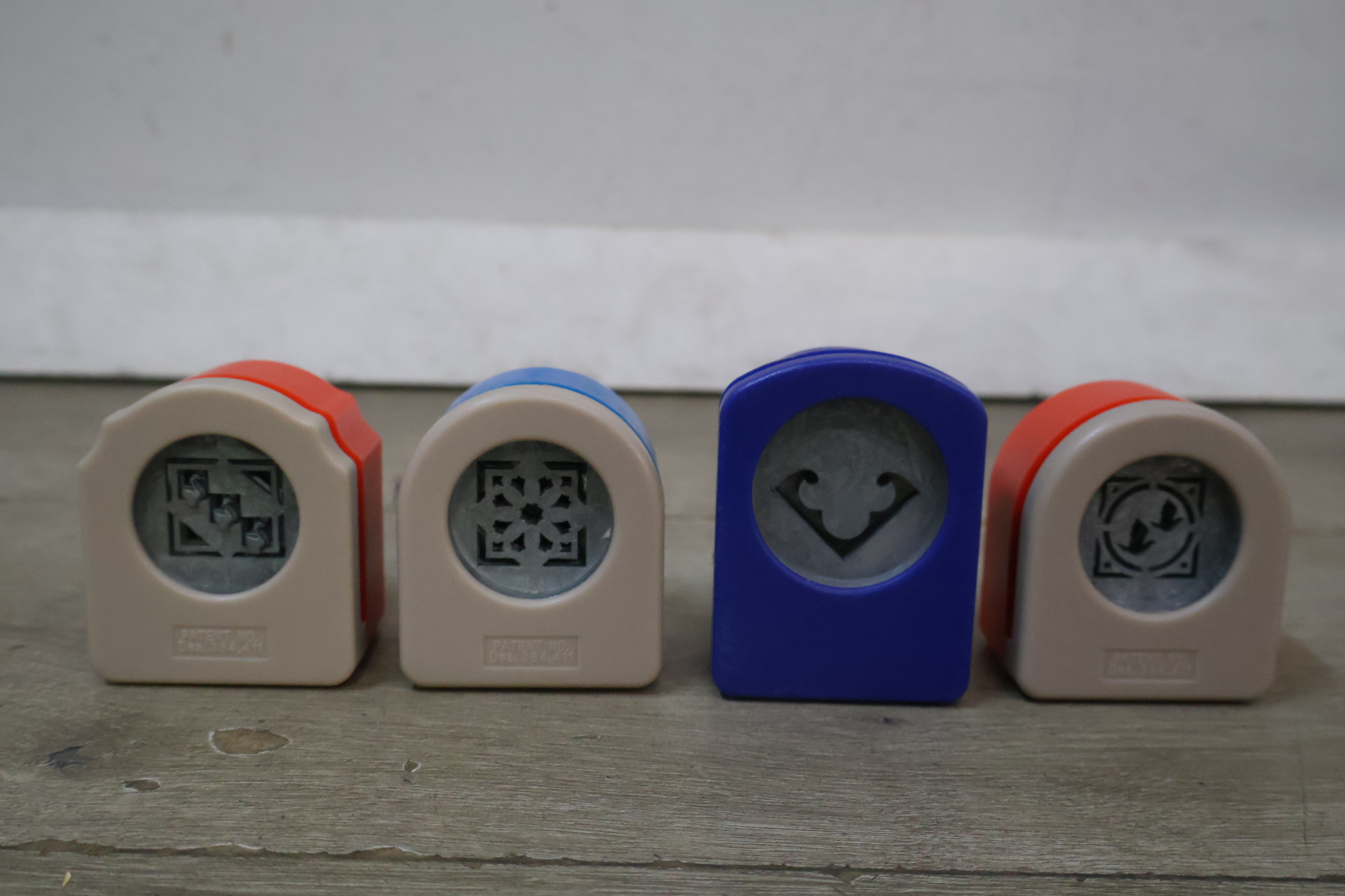 Set stansapparaten met verschillende vormen' – foto 7 – kavel bij GSD Auctions, Zoeterwoude