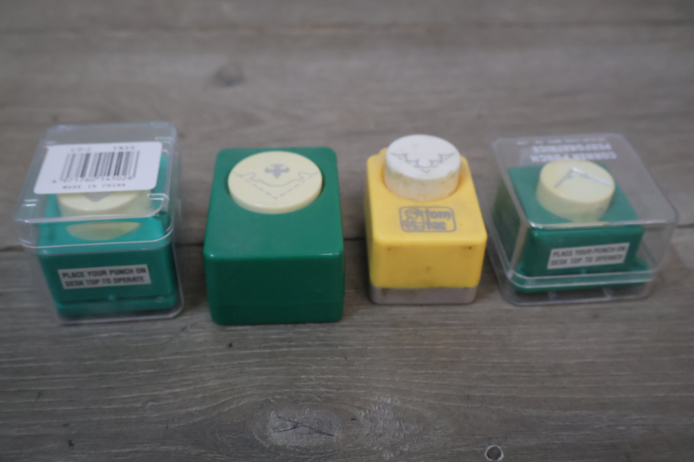 Set stansapparaten met verschillende vormen' – foto 8 – kavel bij GSD Auctions, Zoeterwoude
