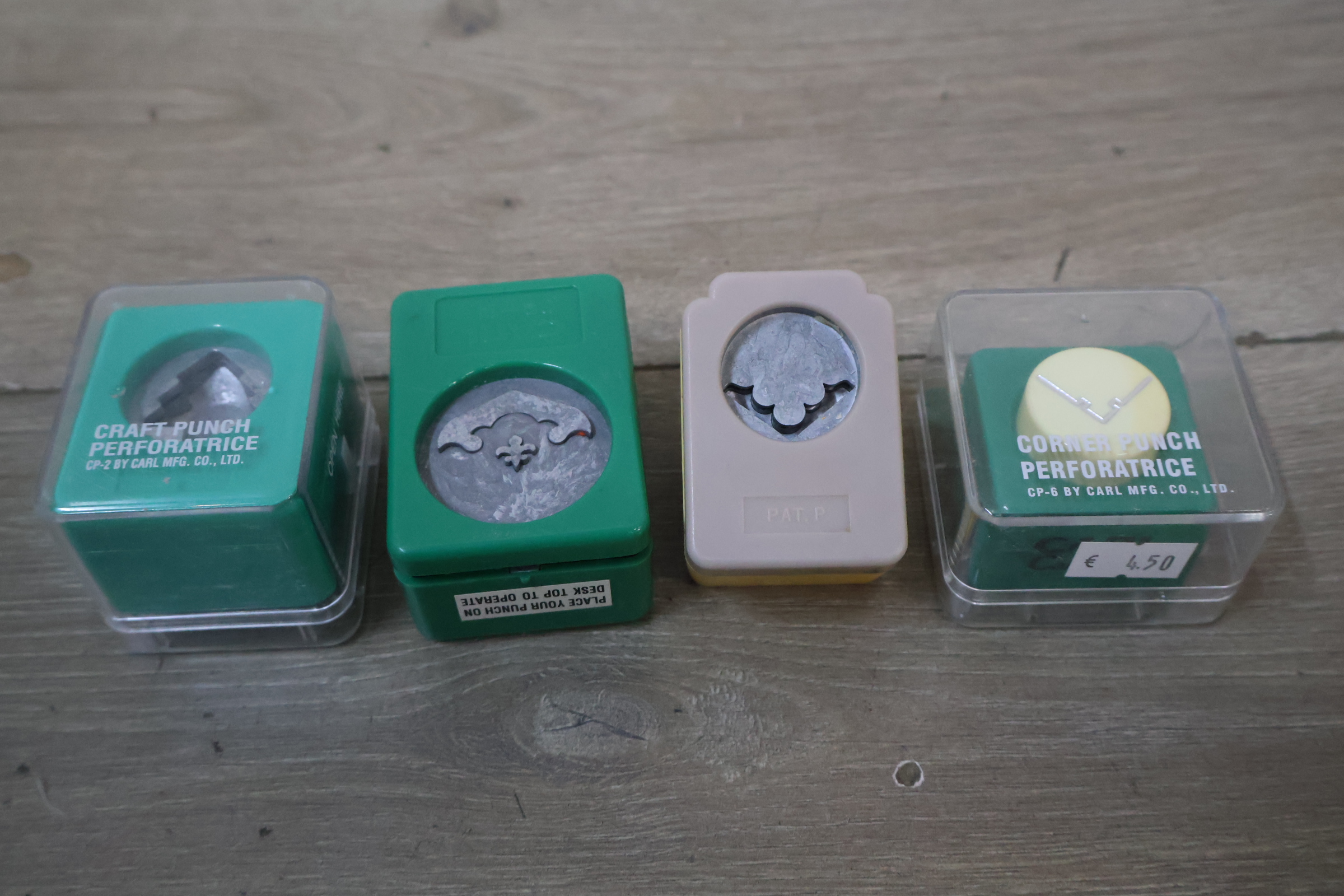 Set stansapparaten met verschillende vormen' – foto 9 – kavel bij GSD Auctions, Zoeterwoude