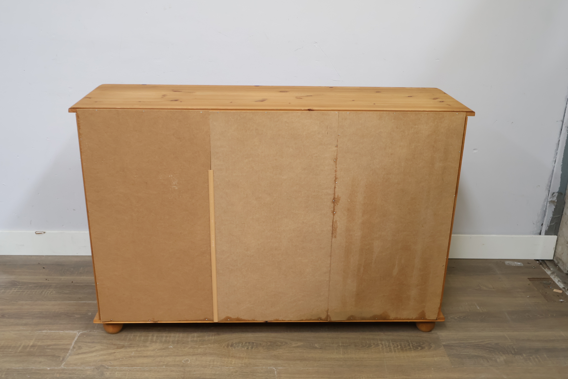 Grenen Houten Dressoir' – foto 6 – kavel bij GSD Auctions, Zoeterwoude