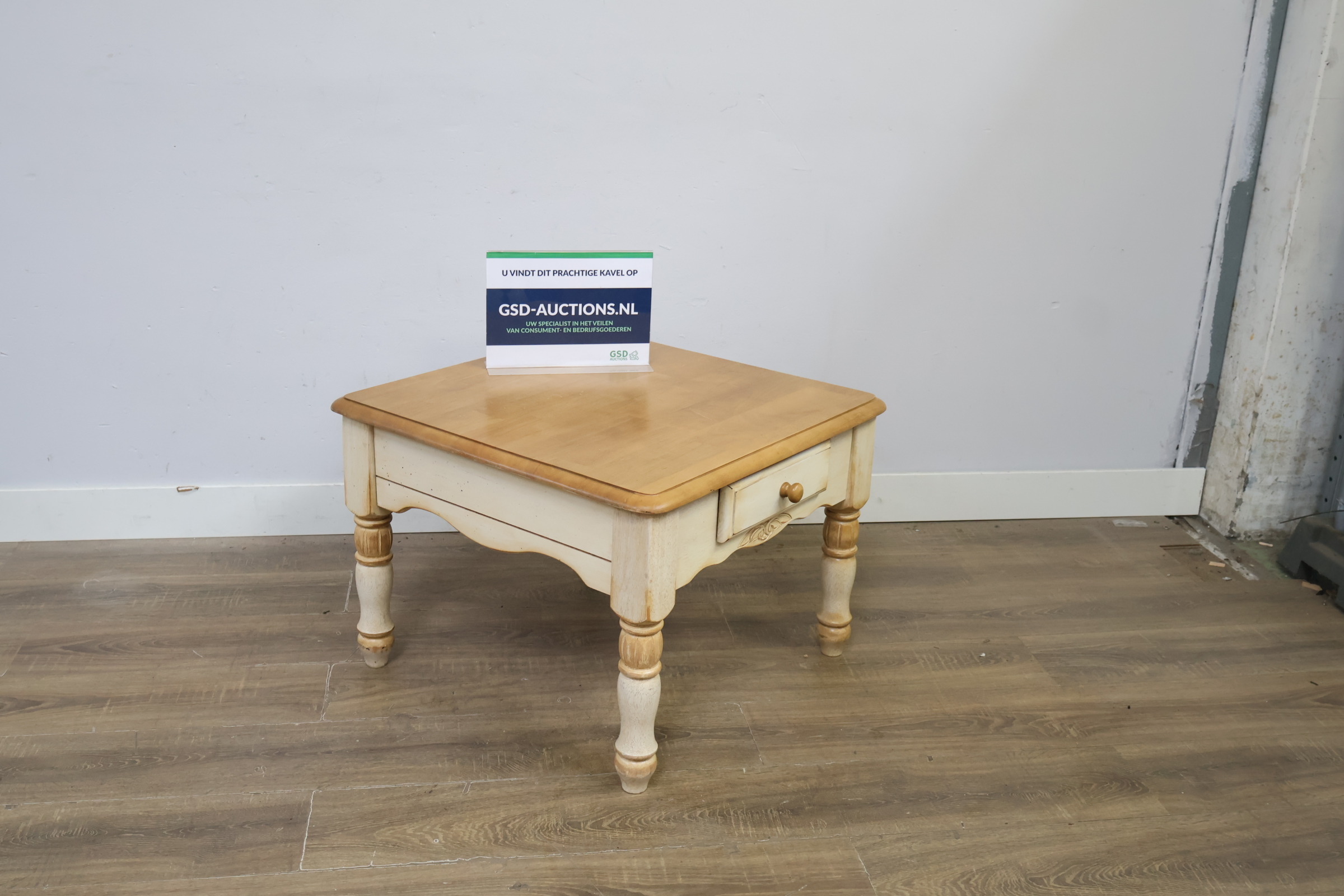 Houten Salontafel, Koffietafel' – foto 2 – kavel bij GSD Auctions, Zoeterwoude
