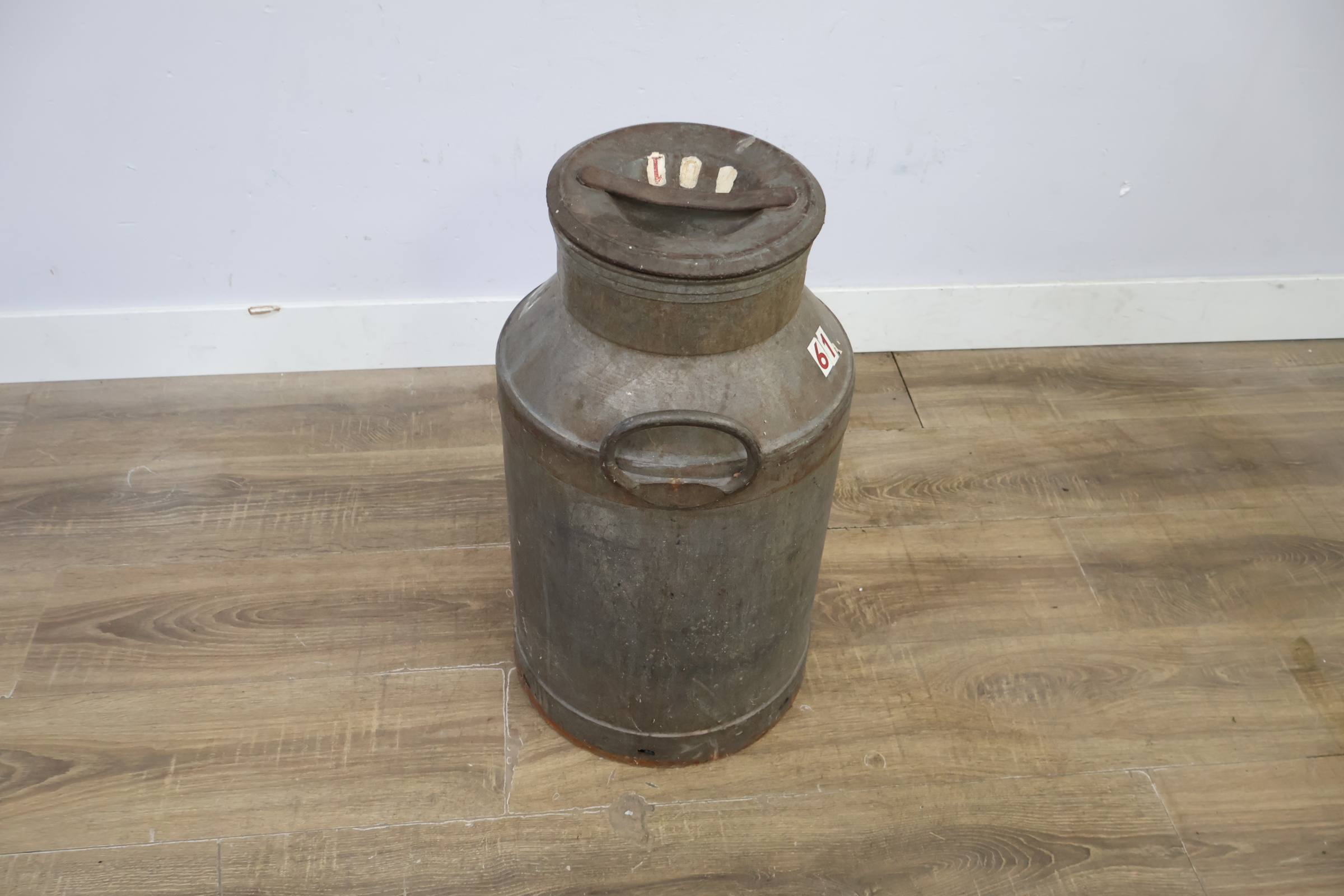 Oude metalen melkbus – foto 5 – kavel bij GSD Auctions, Zoeterwoude