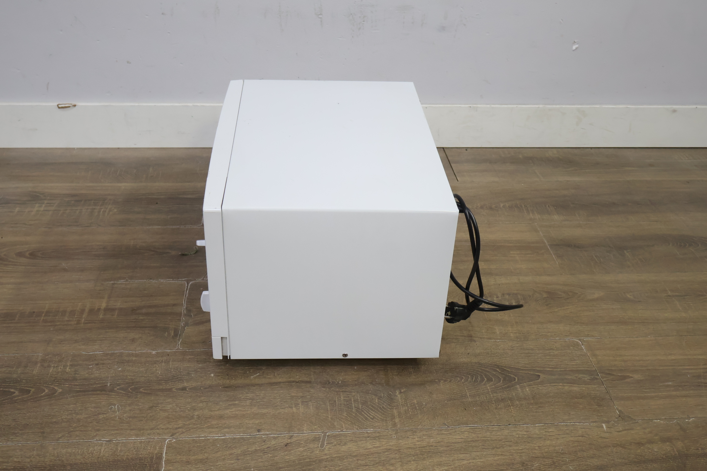 Siemens magnetron – foto 8 – kavel bij GSD Auctions, Zoeterwoude
