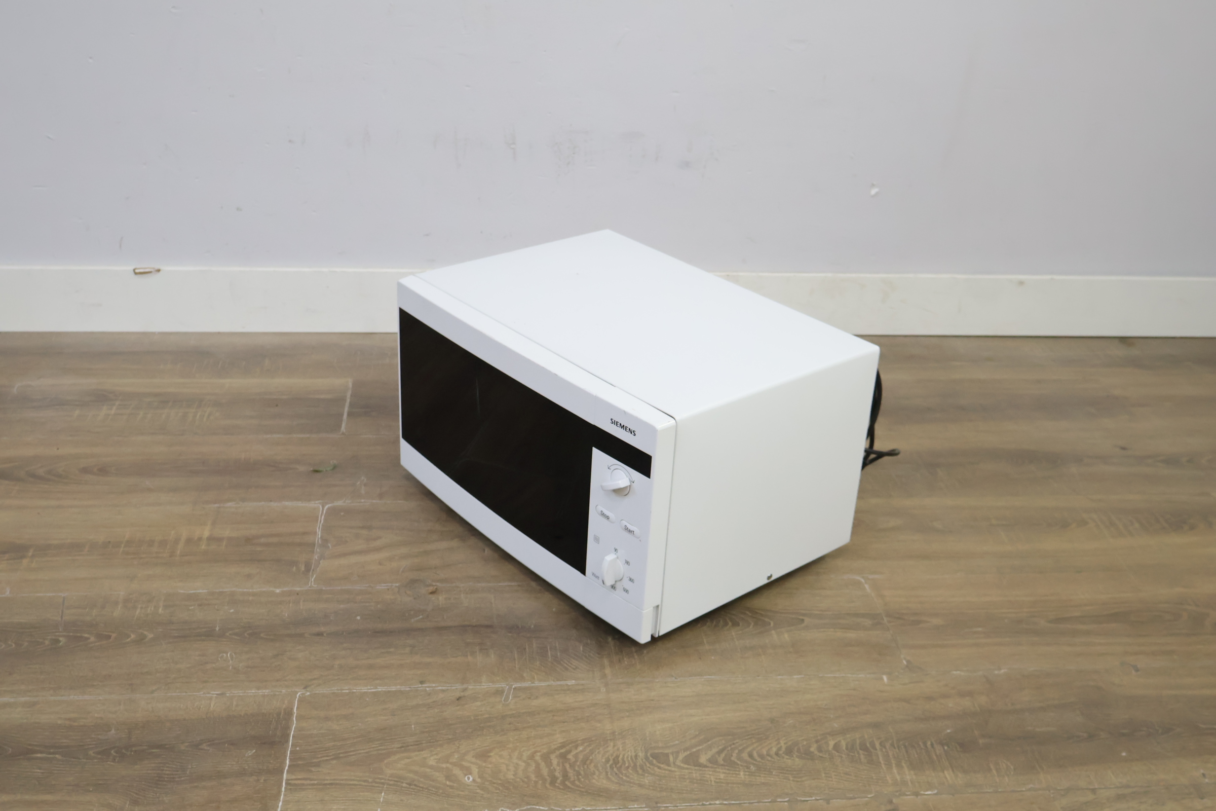 Siemens magnetron – foto 9 – kavel bij GSD Auctions, Zoeterwoude