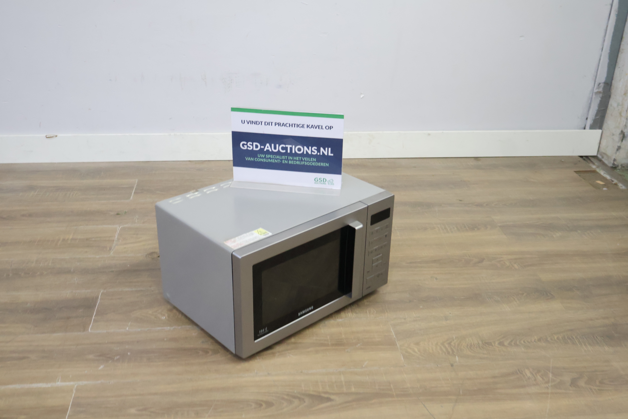 Samsung magnetron 23L zilver – foto 2 – kavel bij GSD Auctions, Zoeterwoude