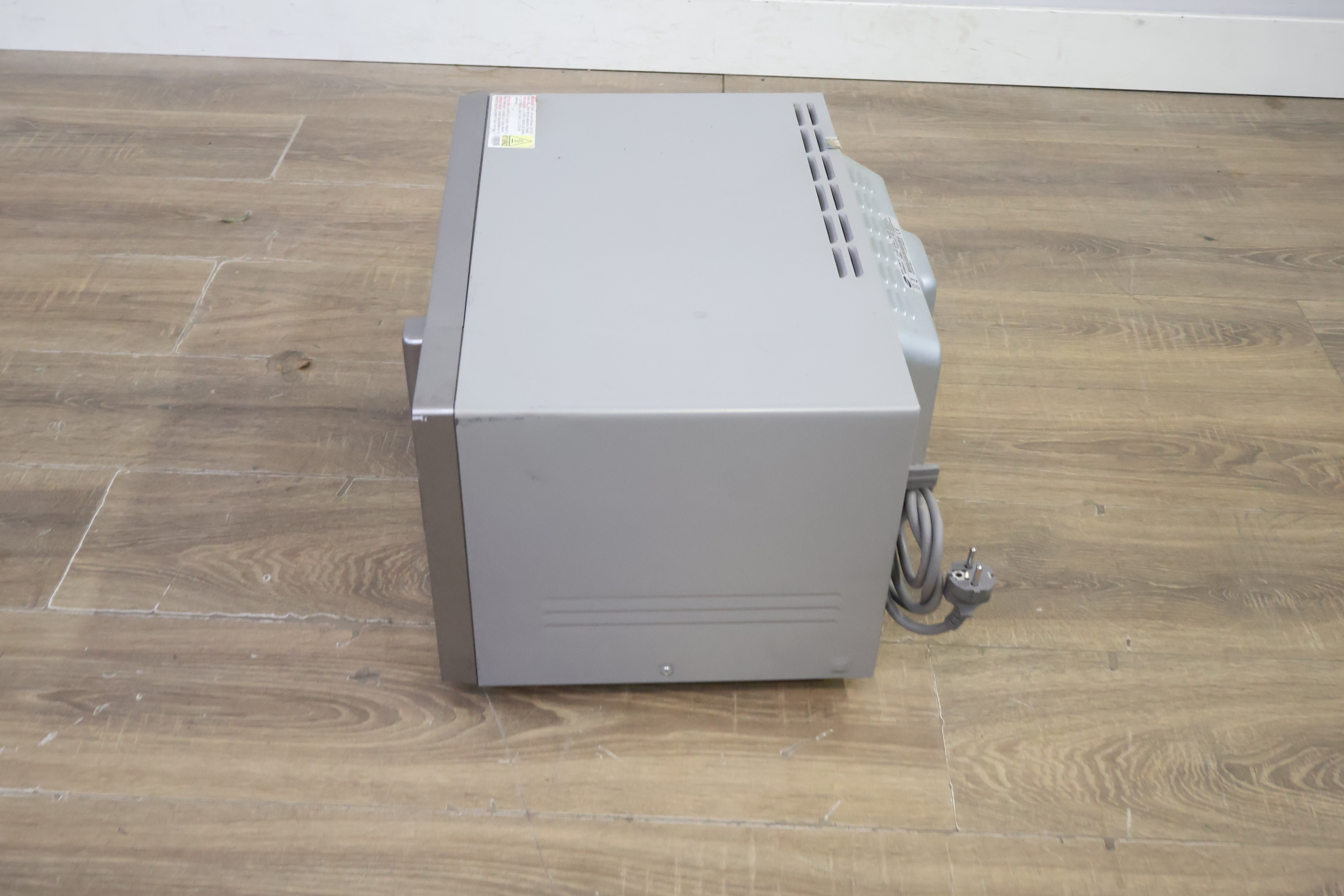 Samsung magnetron 23L zilver – foto 9 – kavel bij GSD Auctions, Zoeterwoude