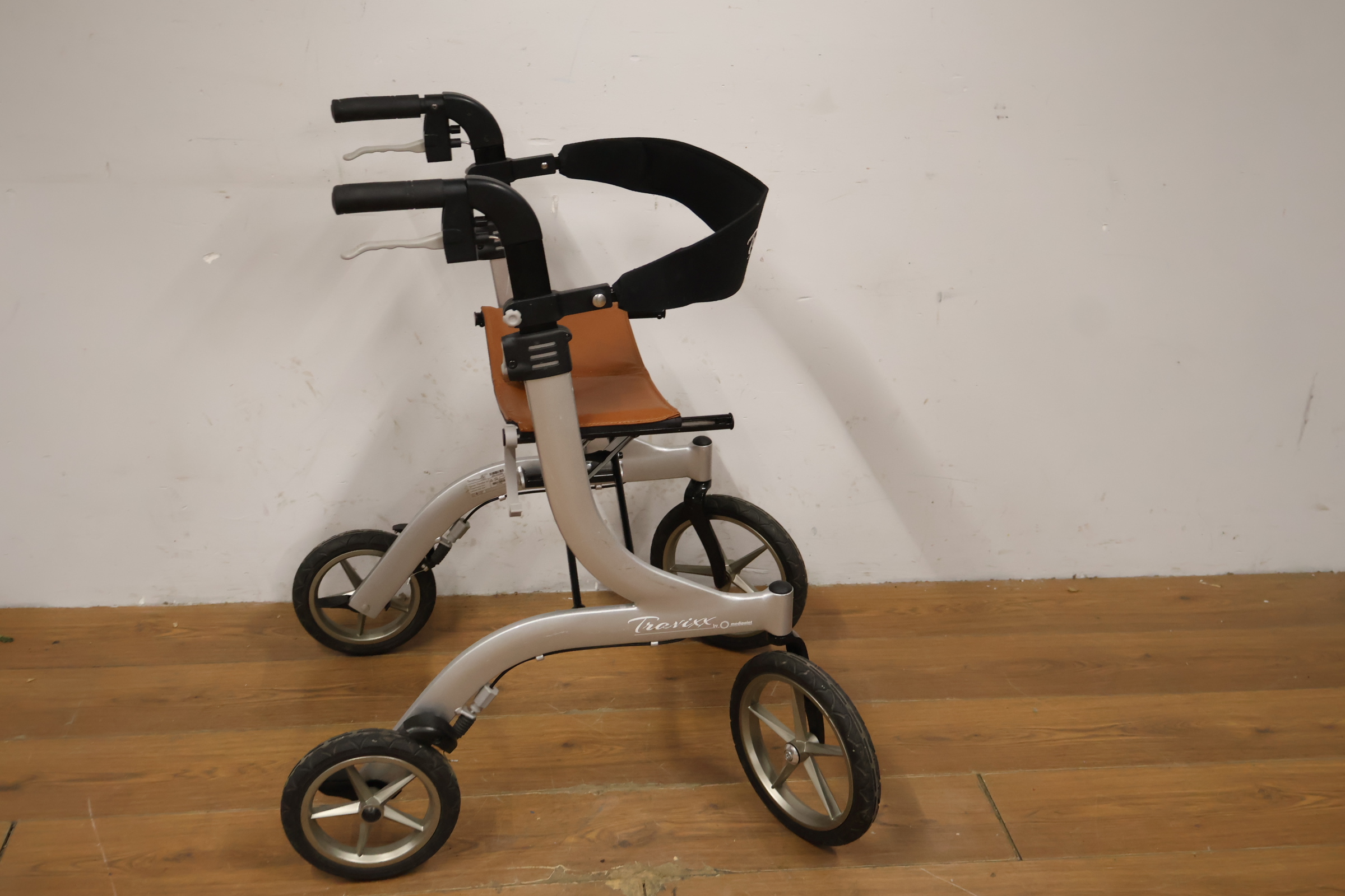 Rollator Trewixx X.O. mobility – foto 4 – kavel bij GSD Auctions, Zoeterwoude
