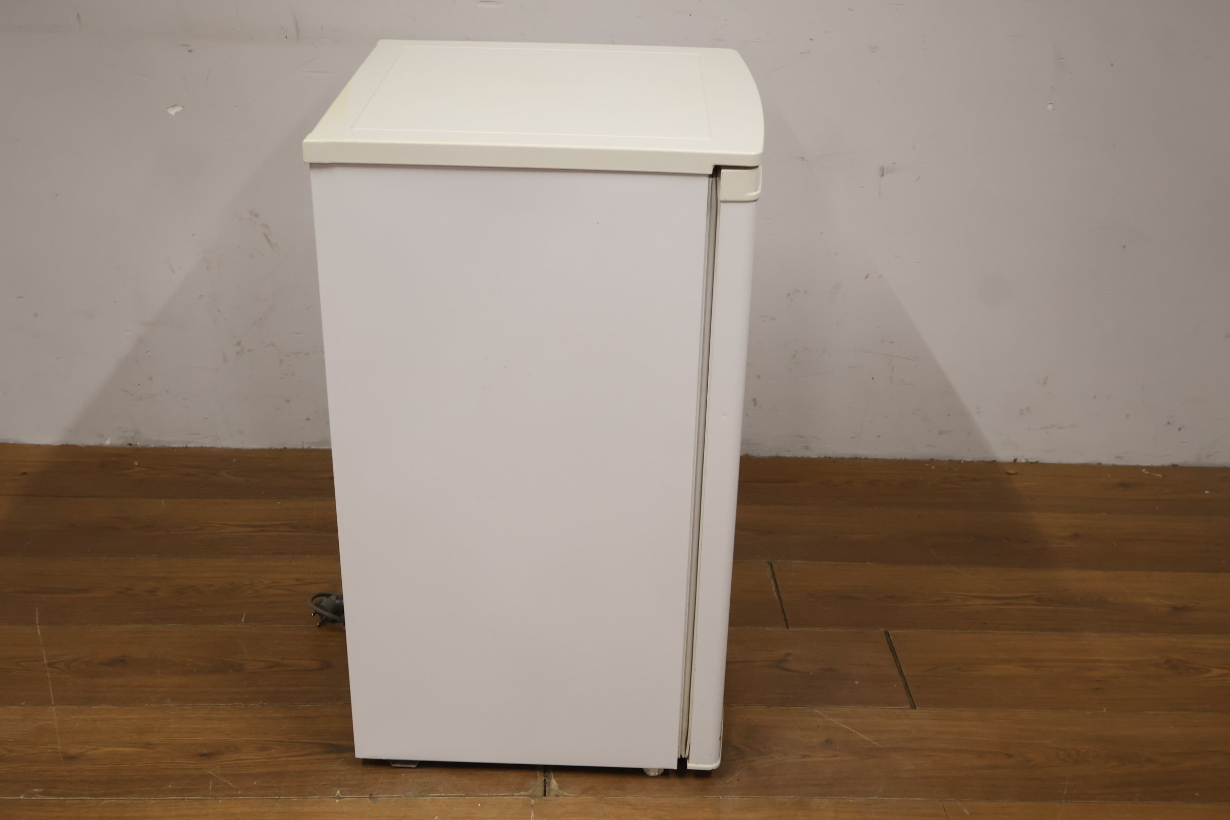 Proline kleine koelkast – foto 4 – kavel bij GSD Auctions, Zoeterwoude
