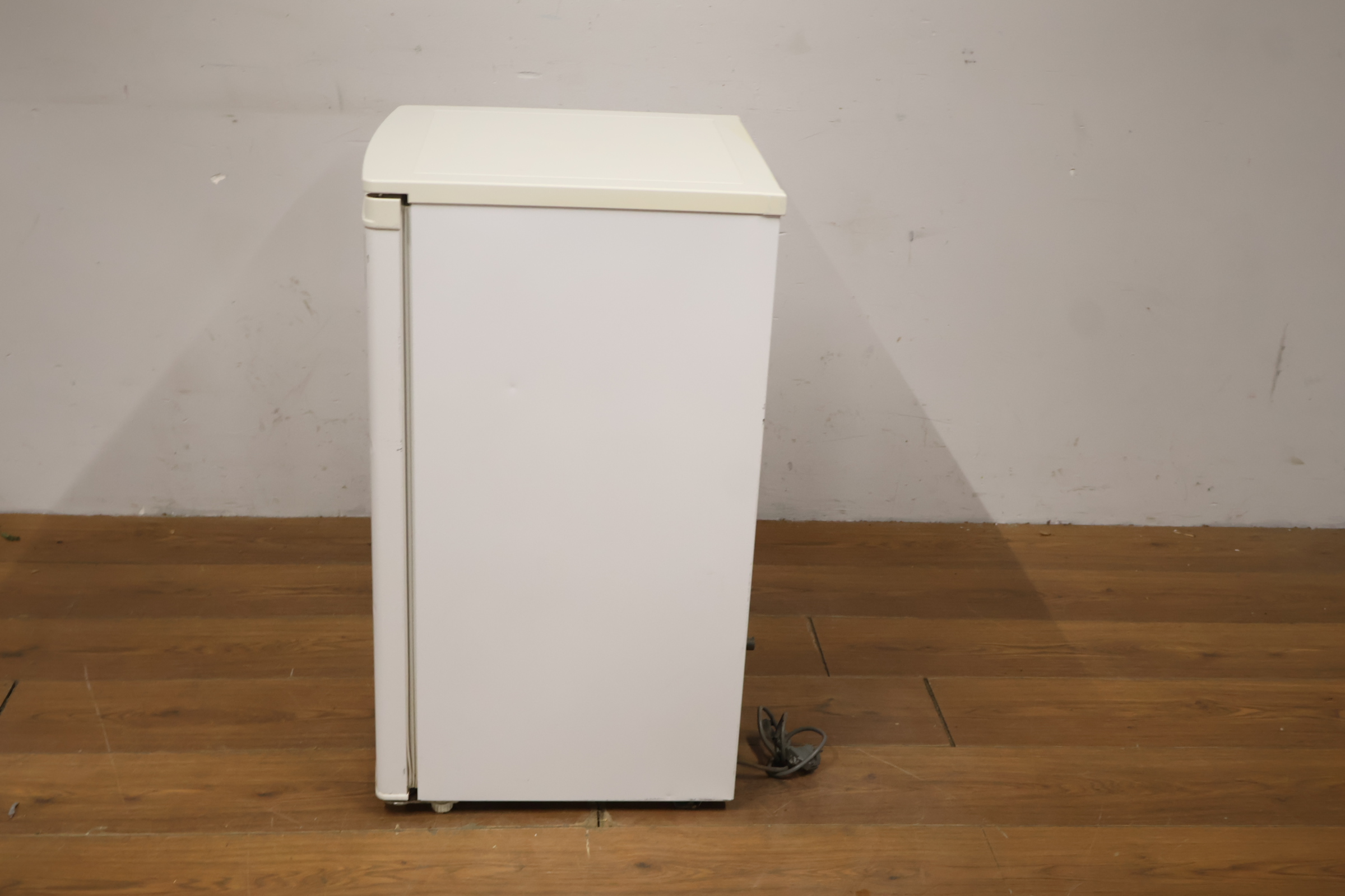 Proline kleine koelkast – foto 7 – kavel bij GSD Auctions, Zoeterwoude