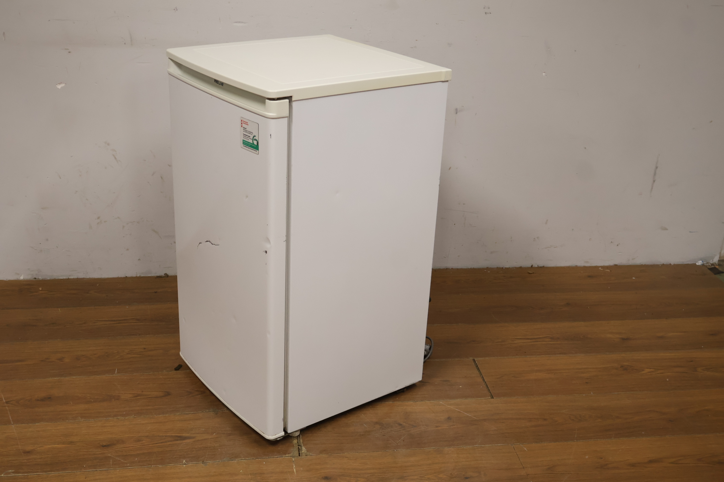 Proline kleine koelkast – foto 10 – kavel bij GSD Auctions, Zoeterwoude