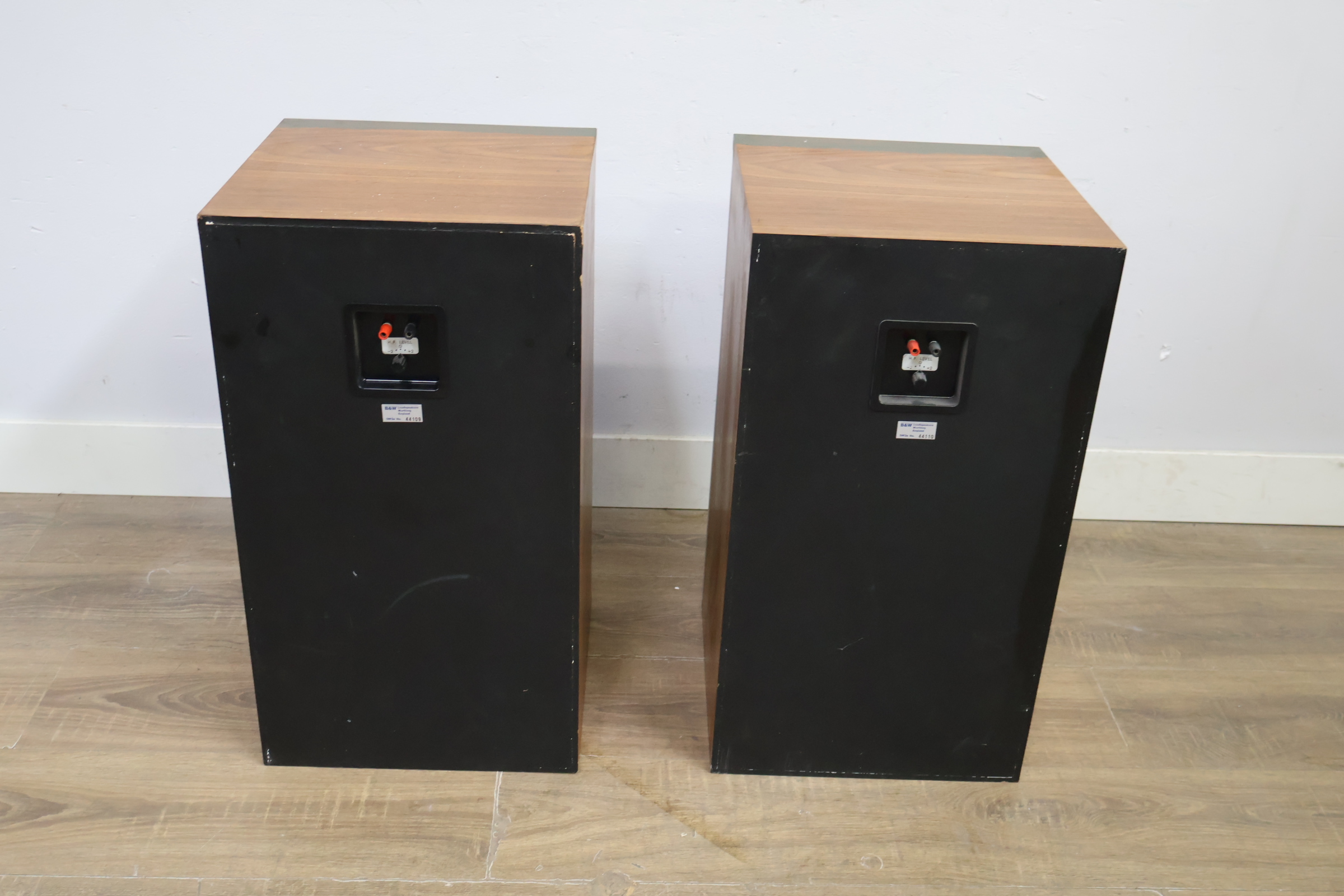 Bowers & Wilkins luidsprekers set – foto 5 – kavel bij GSD Auctions, Zoeterwoude