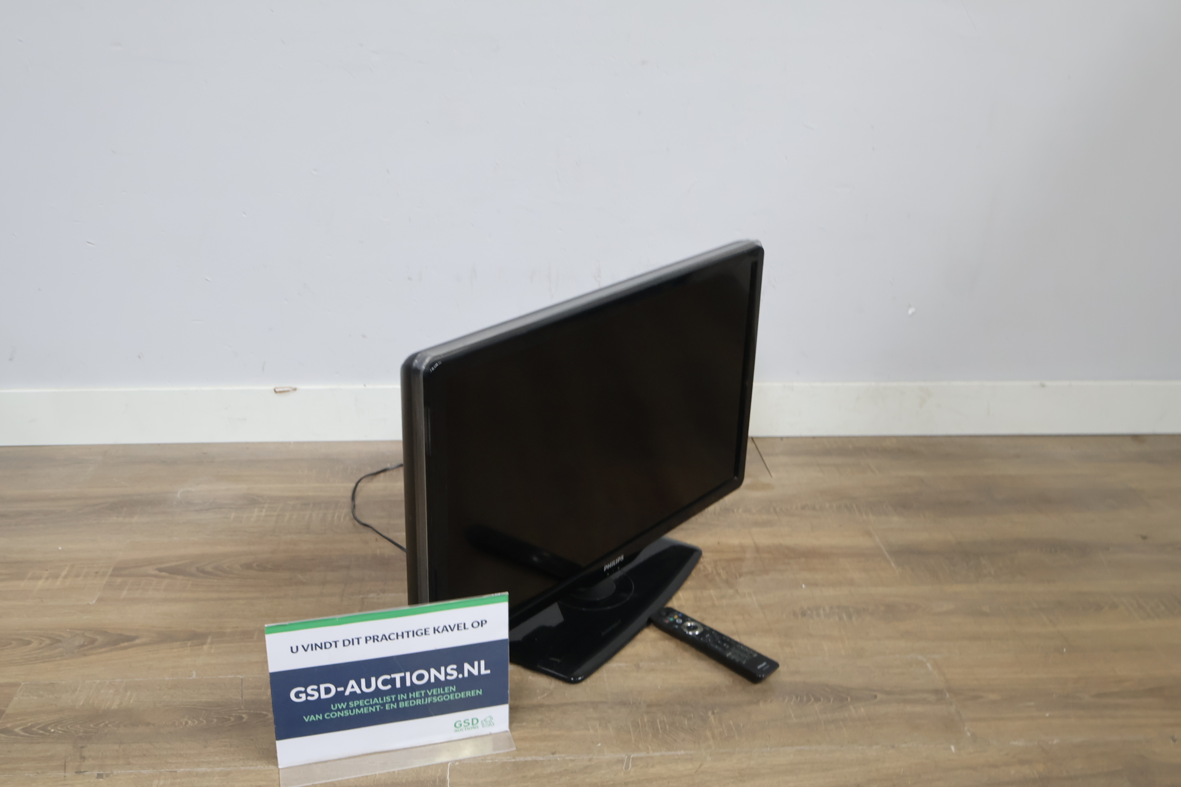 Philips televisie met afstandsbediening – foto 2 – kavel bij GSD Auctions, Zoeterwoude