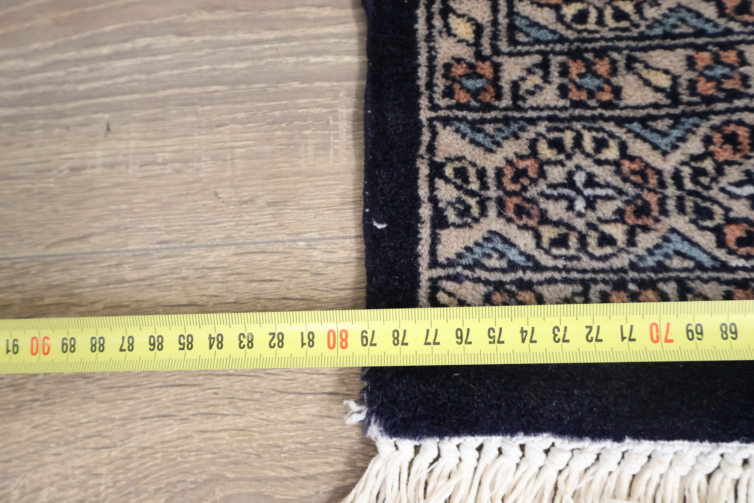 Traditioneel oosters vloerkleed met patroon – foto 8 – kavel bij GSD Auctions, Zoeterwoude