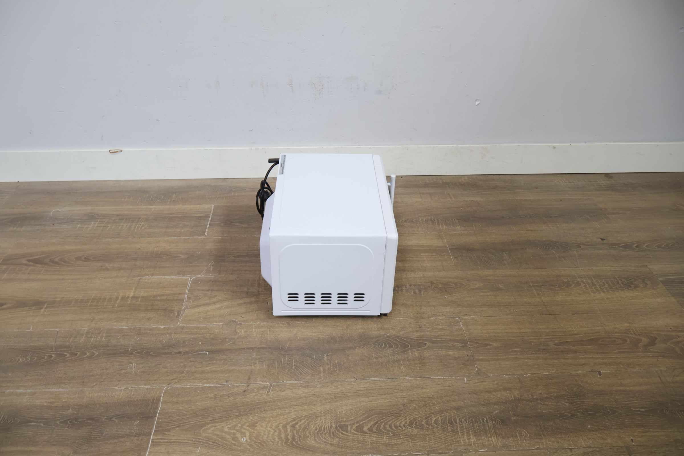 Samsung magnetron microgolfoven wit – foto 3 – kavel bij GSD Auctions, Zoeterwoude