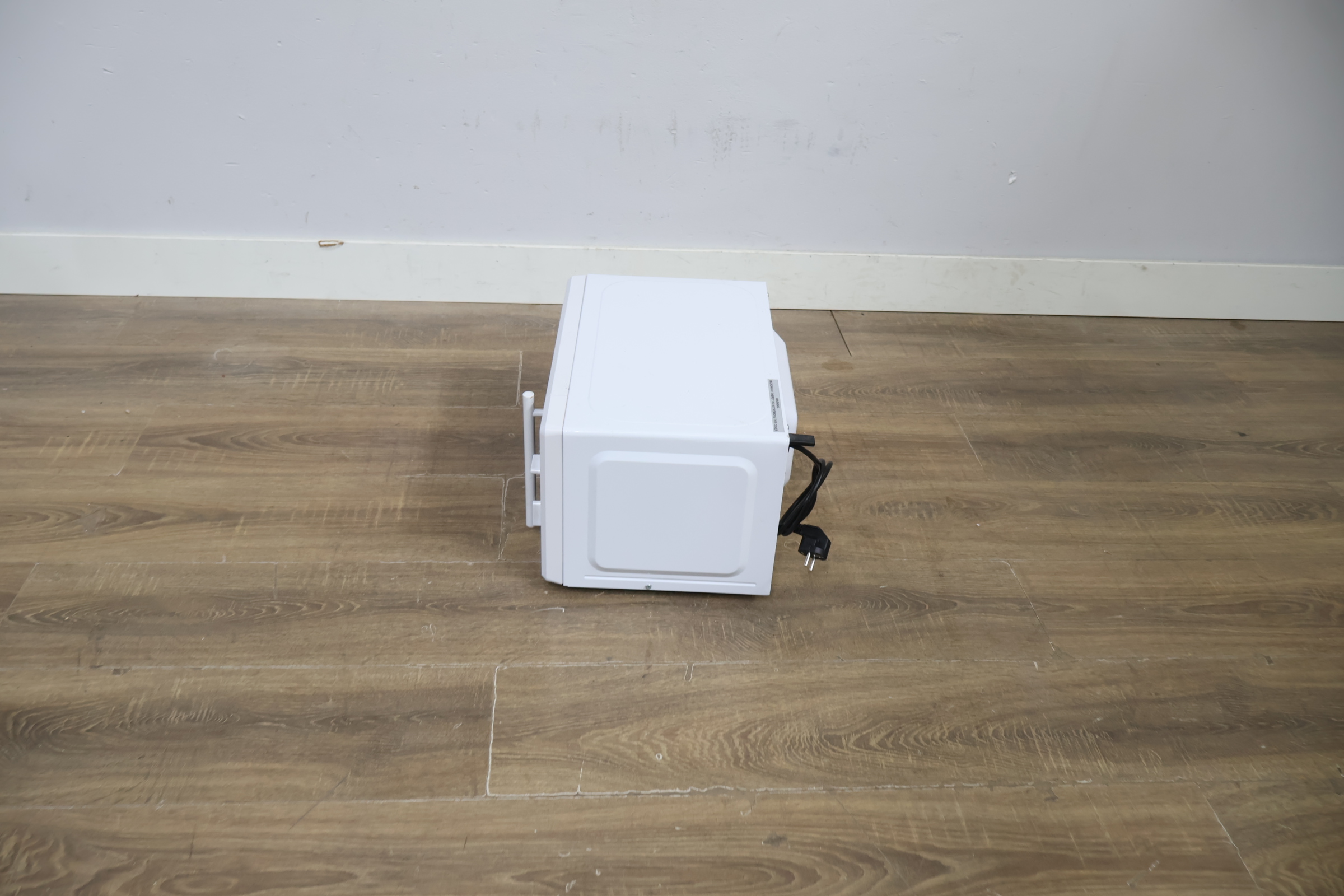 Samsung magnetron microgolfoven wit – foto 8 – kavel bij GSD Auctions, Zoeterwoude