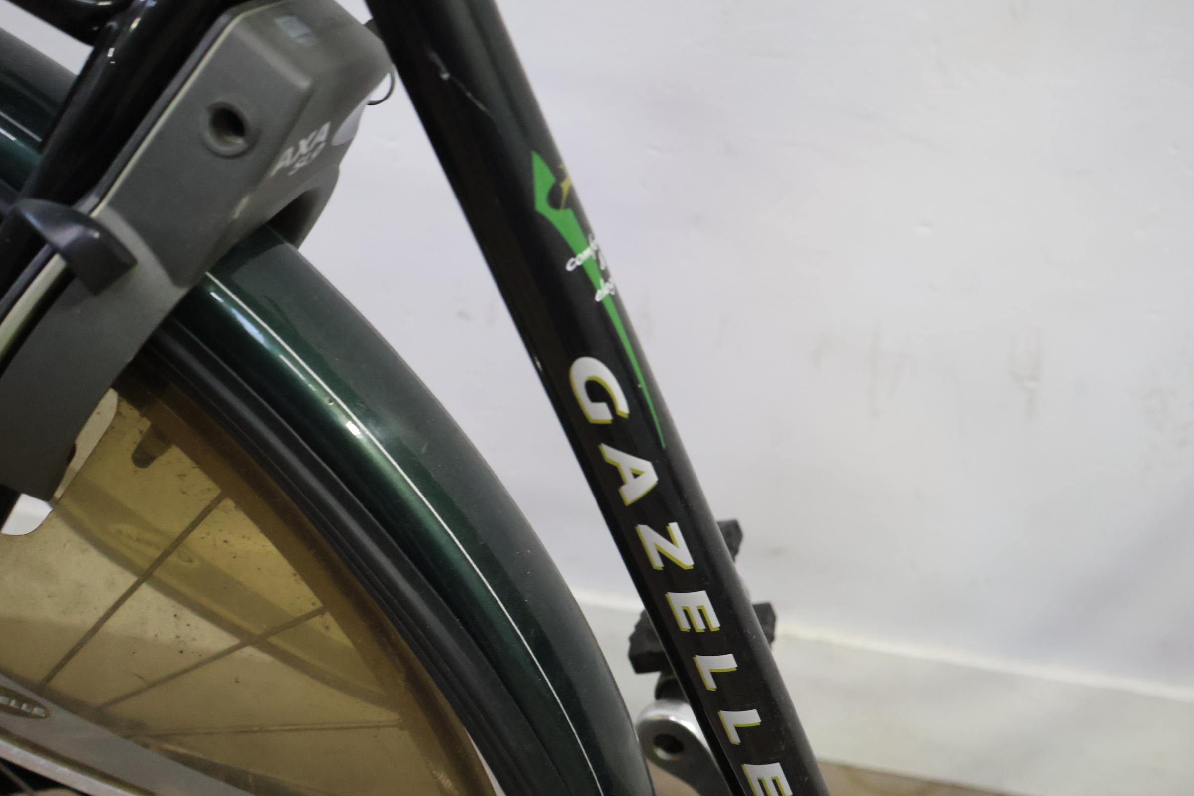 Gazelle damesfiets zwart met stalen frame – foto 5 – kavel bij GSD Auctions, Zoeterwoude