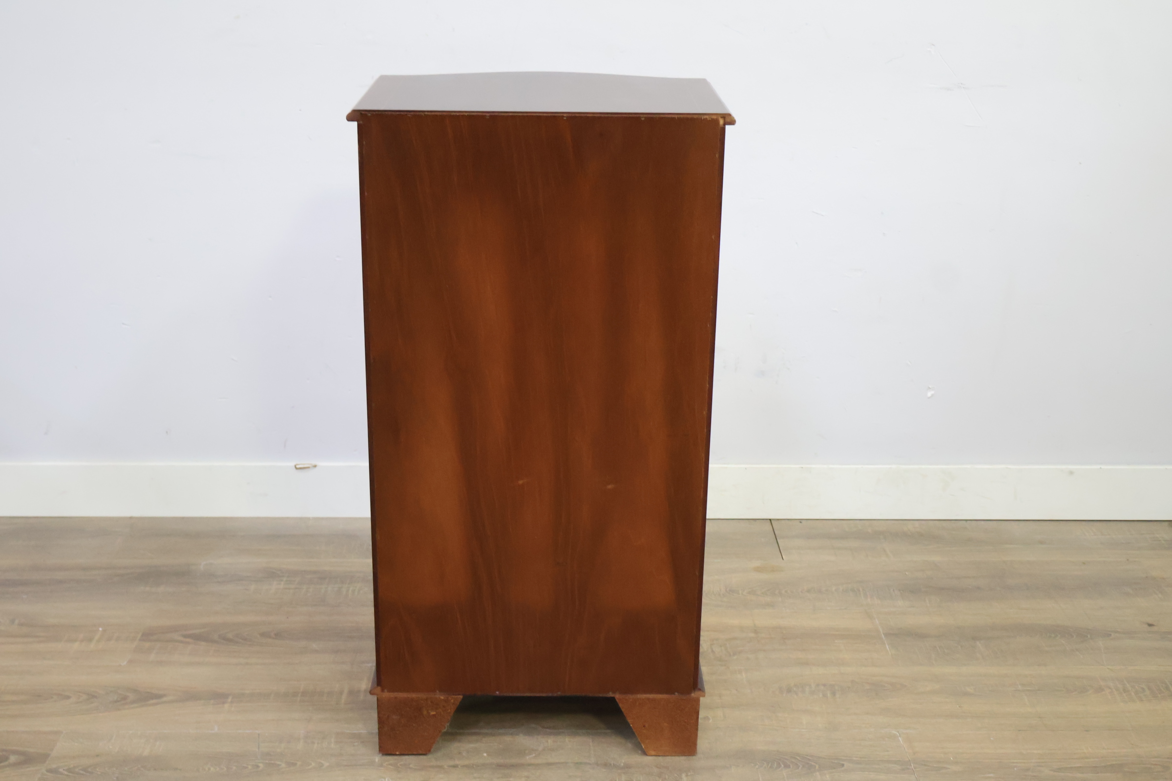 Houten ladekast met vijf lades – foto 5 – kavel bij GSD Auctions, Zoeterwoude