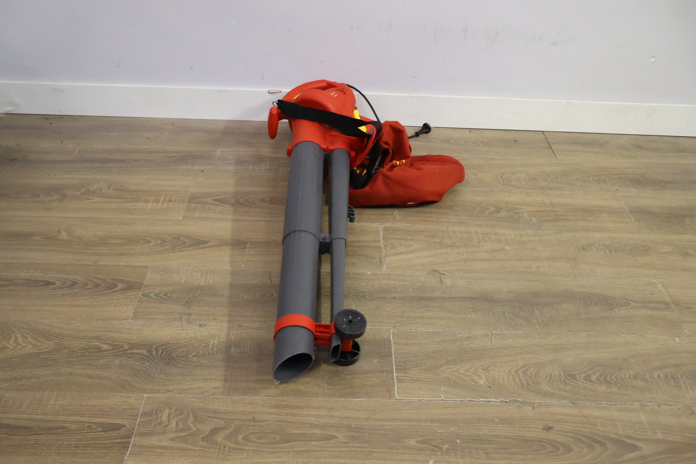 Black & Decker elektrische blaaszuiger – foto 9 – kavel bij GSD Auctions, Zoeterwoude