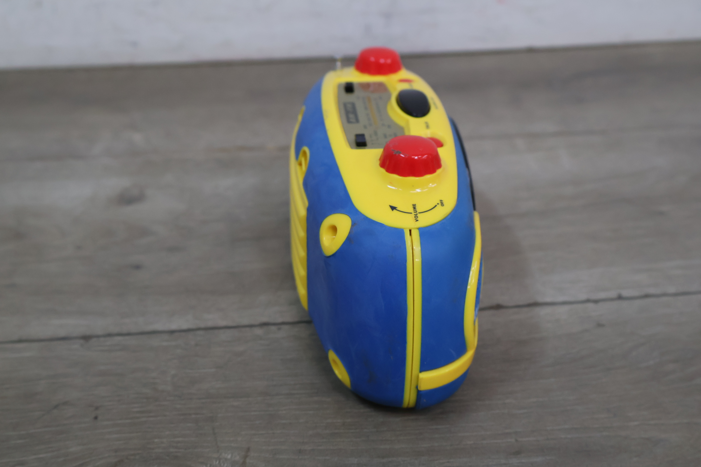 Looney Tunes kinderwekker met radio – foto 7 – kavel bij GSD Auctions, Zoeterwoude