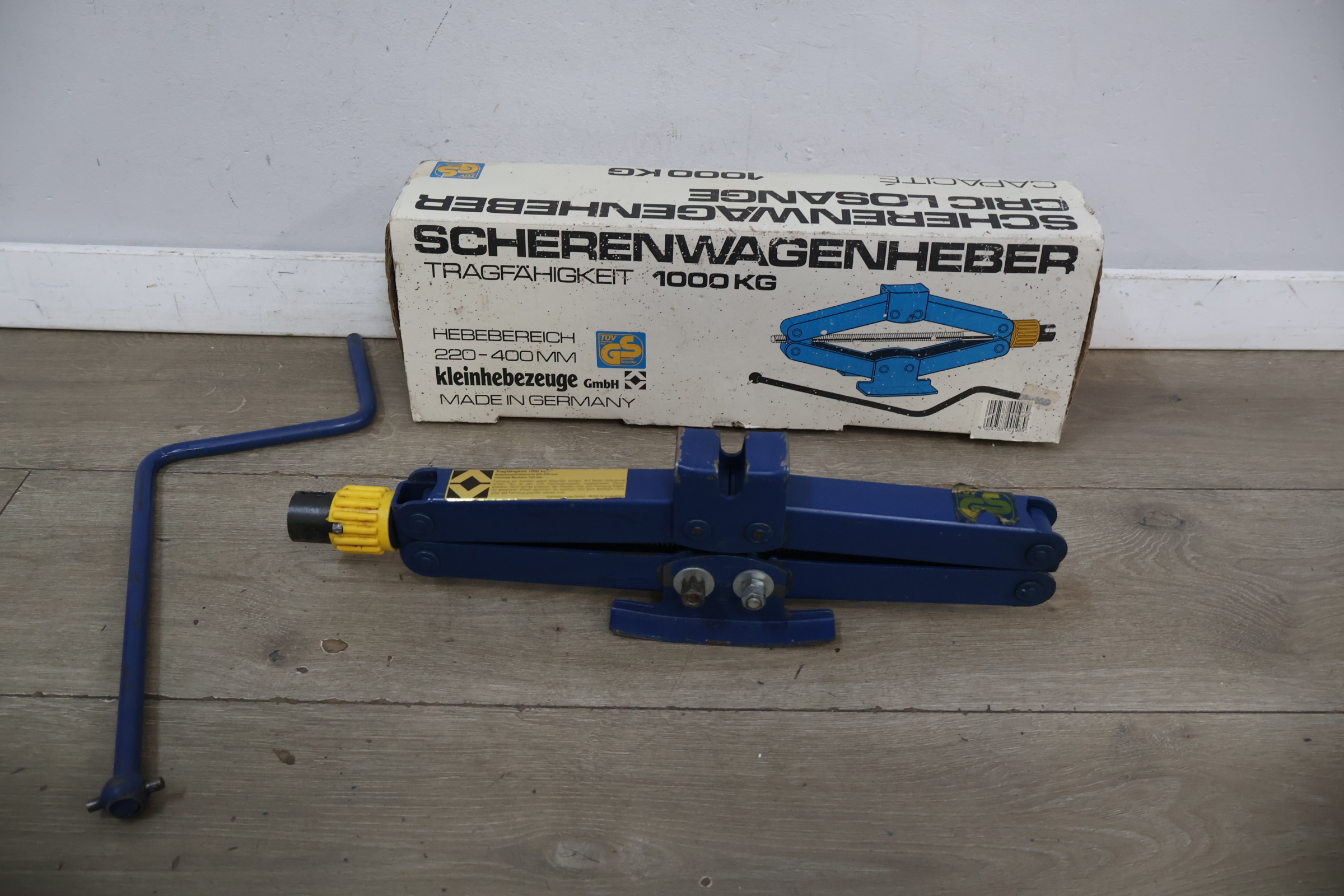 Scherenwagenheber 1000 kg krik – foto 4 – kavel bij GSD Auctions, Zoeterwoude