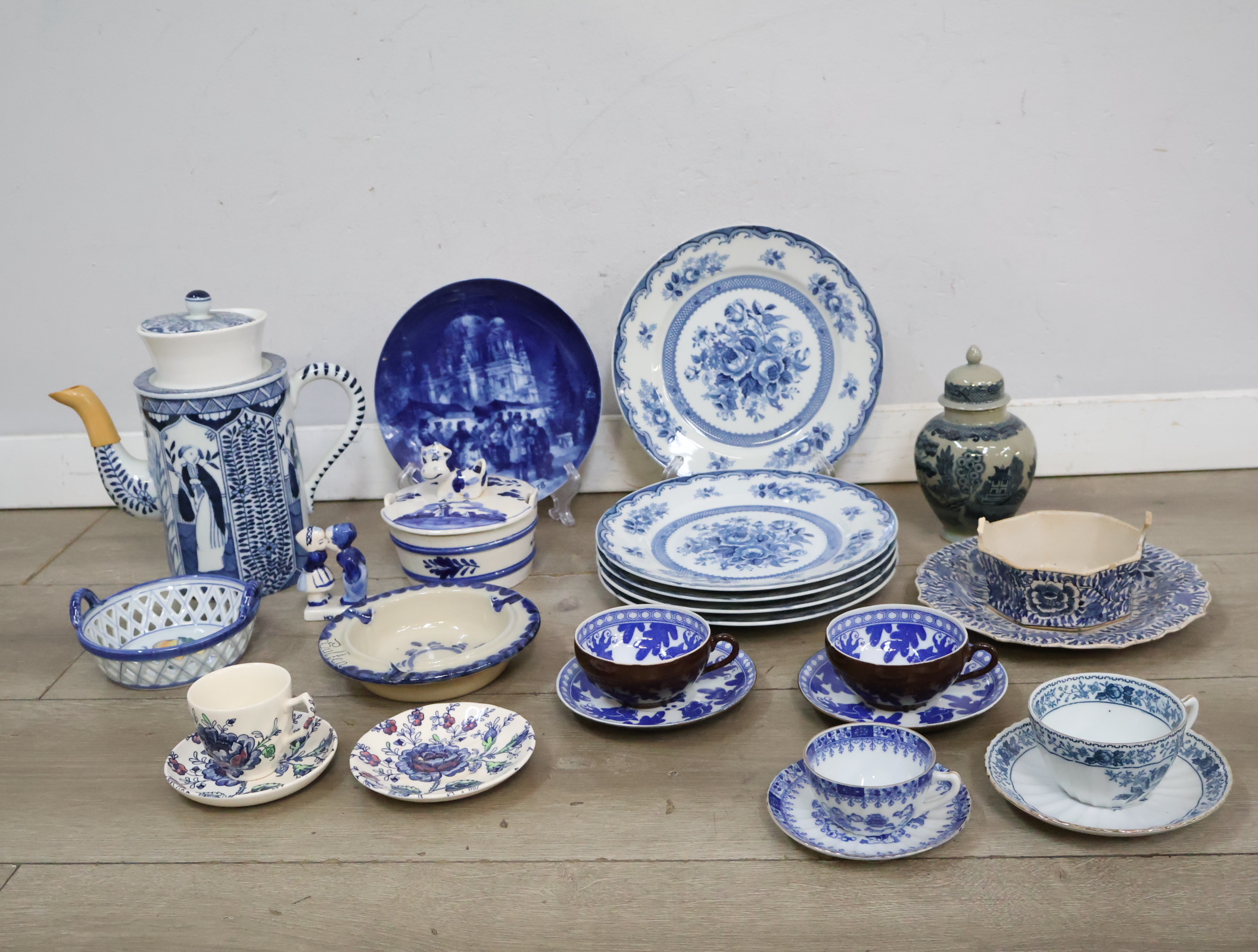 Verzameling Blauw-wit Porselein – foto 3 – kavel bij GSD Auctions, Zoeterwoude