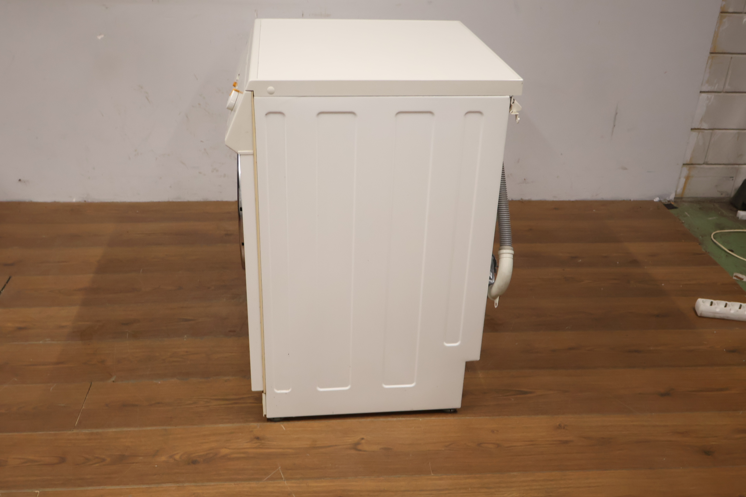 Miele Novotronic wasmachine – foto 8 – kavel bij GSD Auctions, Zoeterwoude