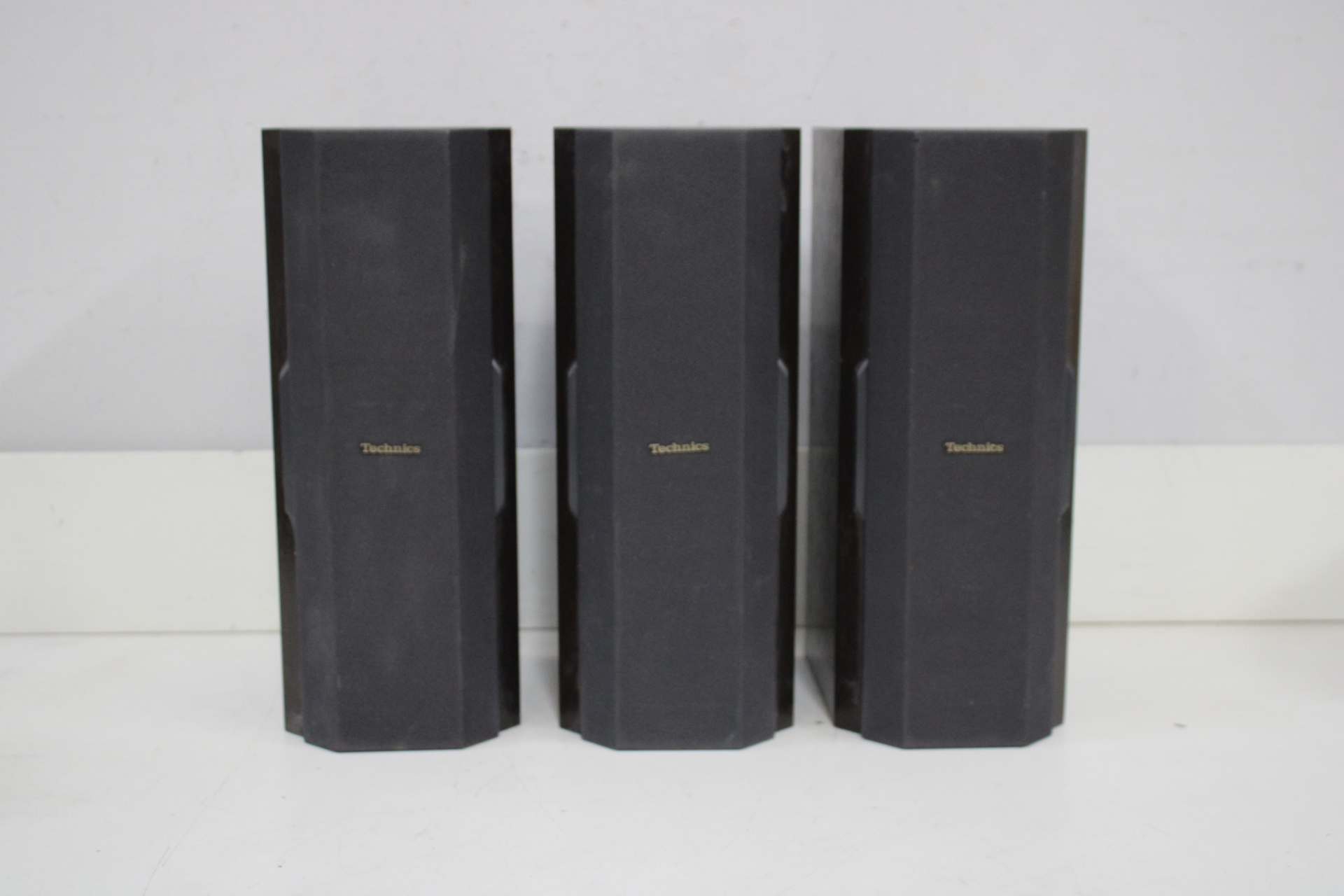 Technics set van drie luidsprekers - SB-AFC250 – foto 4 – kavel bij GSD Auctions, Zoeterwoude
