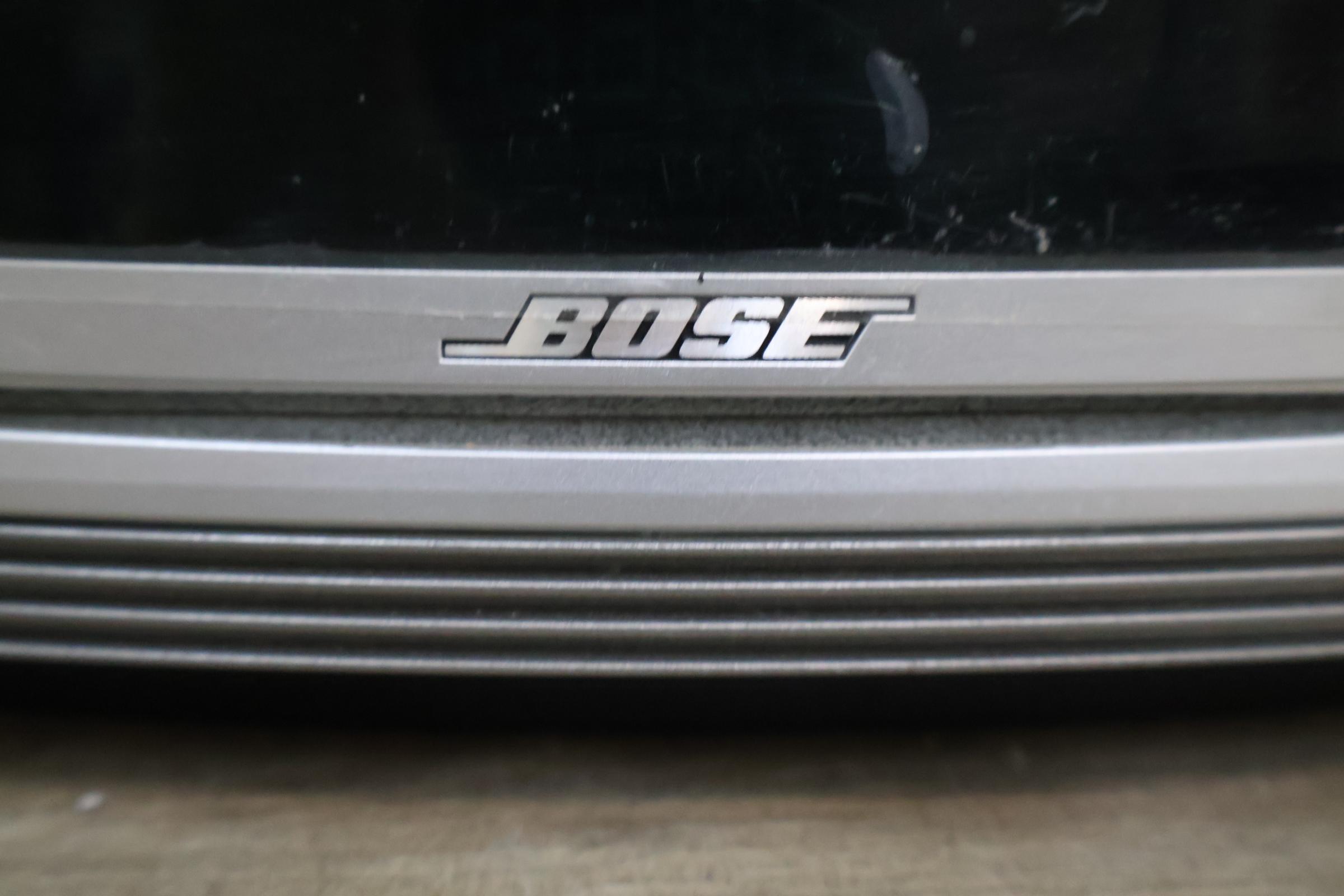 Bose Wave radiosysteem grijs – foto 6 – kavel bij GSD Auctions, Zoeterwoude