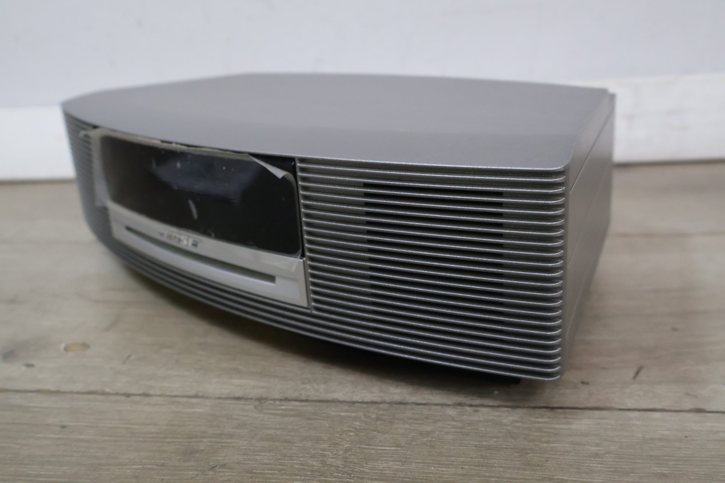 Bose Wave radiosysteem grijs – foto 7 – kavel bij GSD Auctions, Zoeterwoude