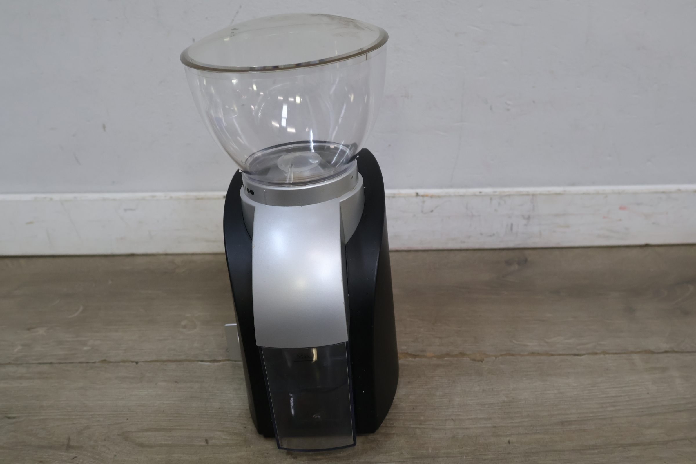 Solis Scala koffiemolen – foto 7 – kavel bij GSD Auctions, Zoeterwoude