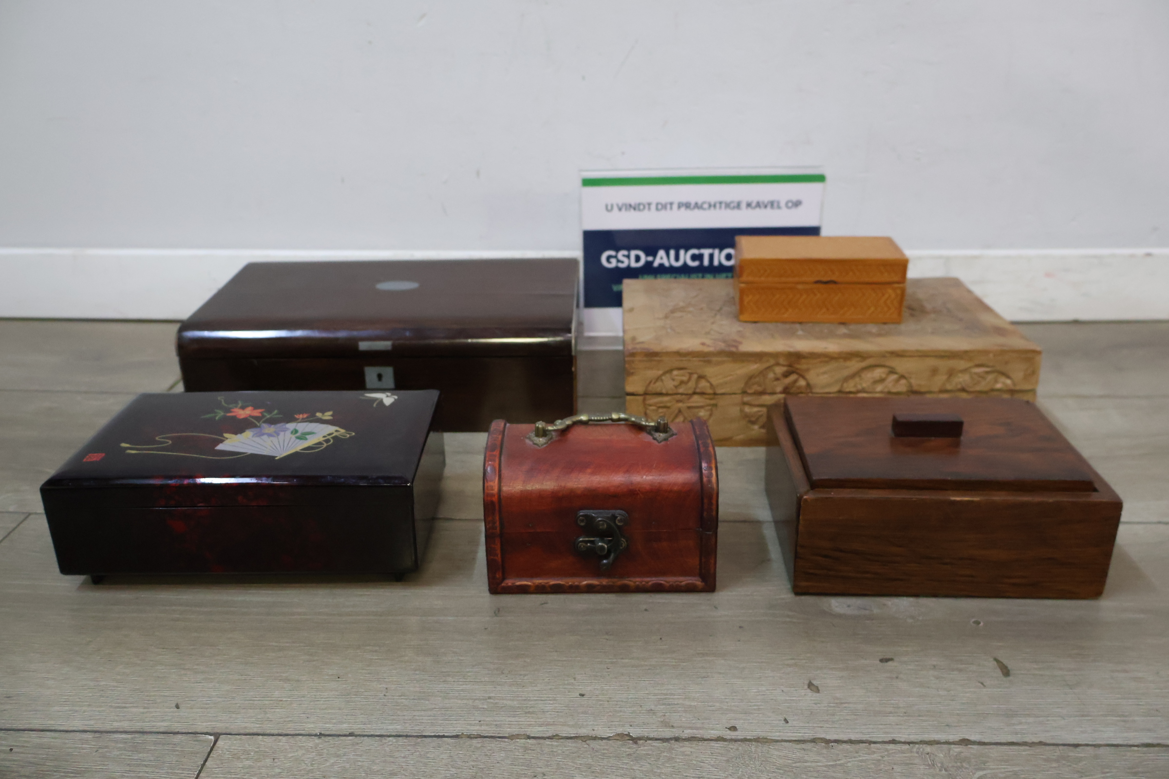 Diverse houten sieraden- en opbergdozen – foto 2 – kavel bij GSD Auctions, Zoeterwoude