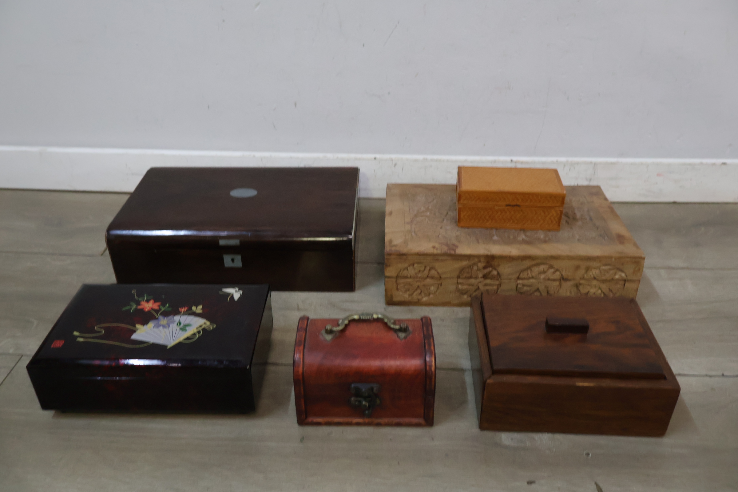 Diverse houten sieraden- en opbergdozen – foto 4 – kavel bij GSD Auctions, Zoeterwoude