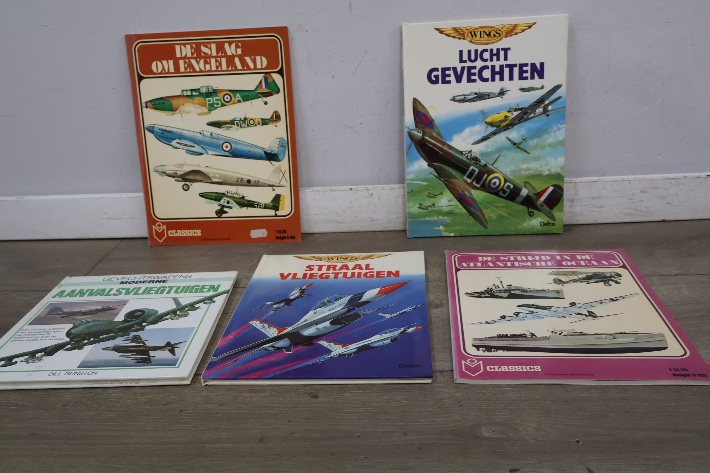 Boeken over oorlogsvliegtuigen en luchtgevechten – foto 5 – kavel bij GSD Auctions, Zoeterwoude