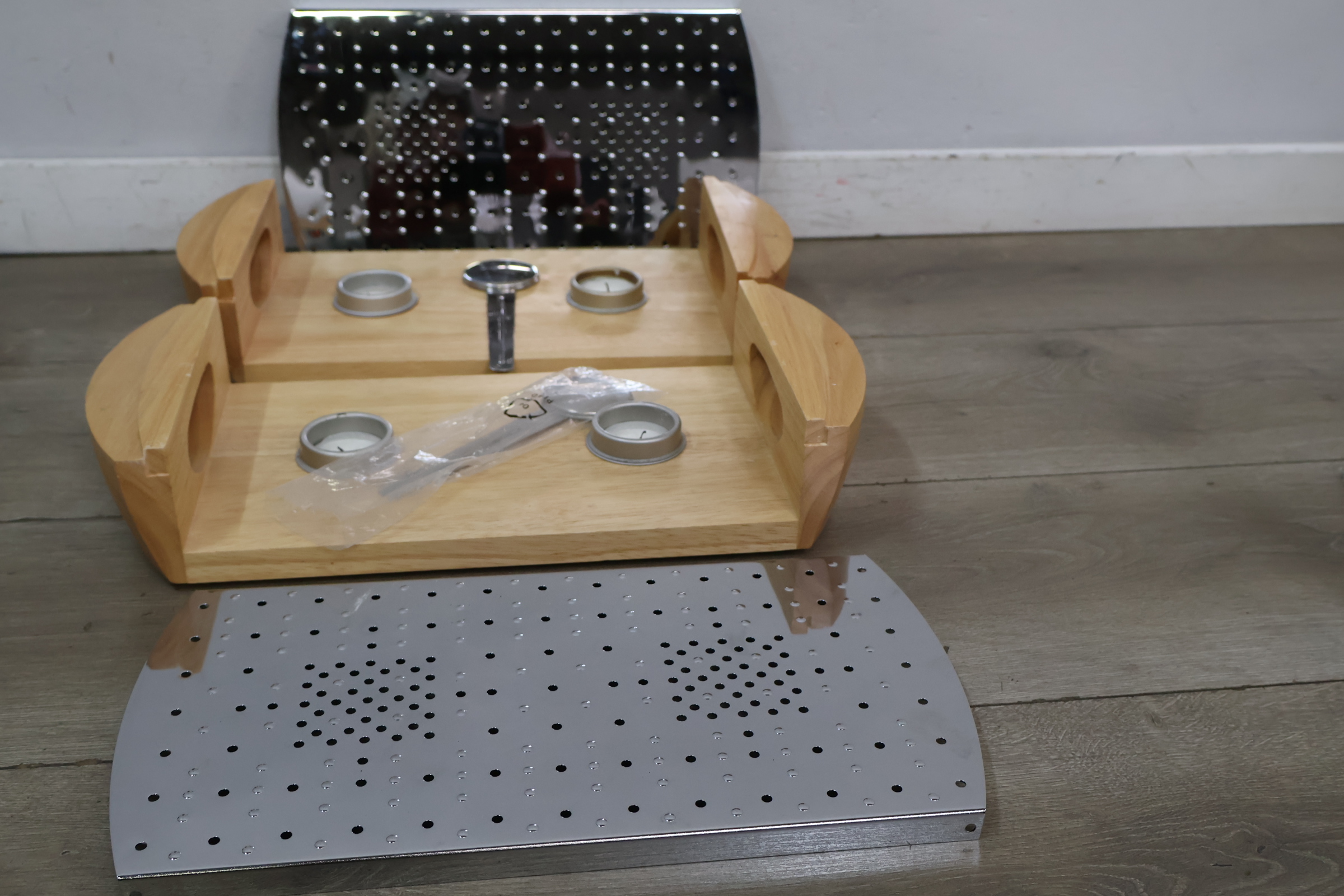 Set houten kaasraspen met RVS raspoppervlak – foto 7 – kavel bij GSD Auctions, Zoeterwoude