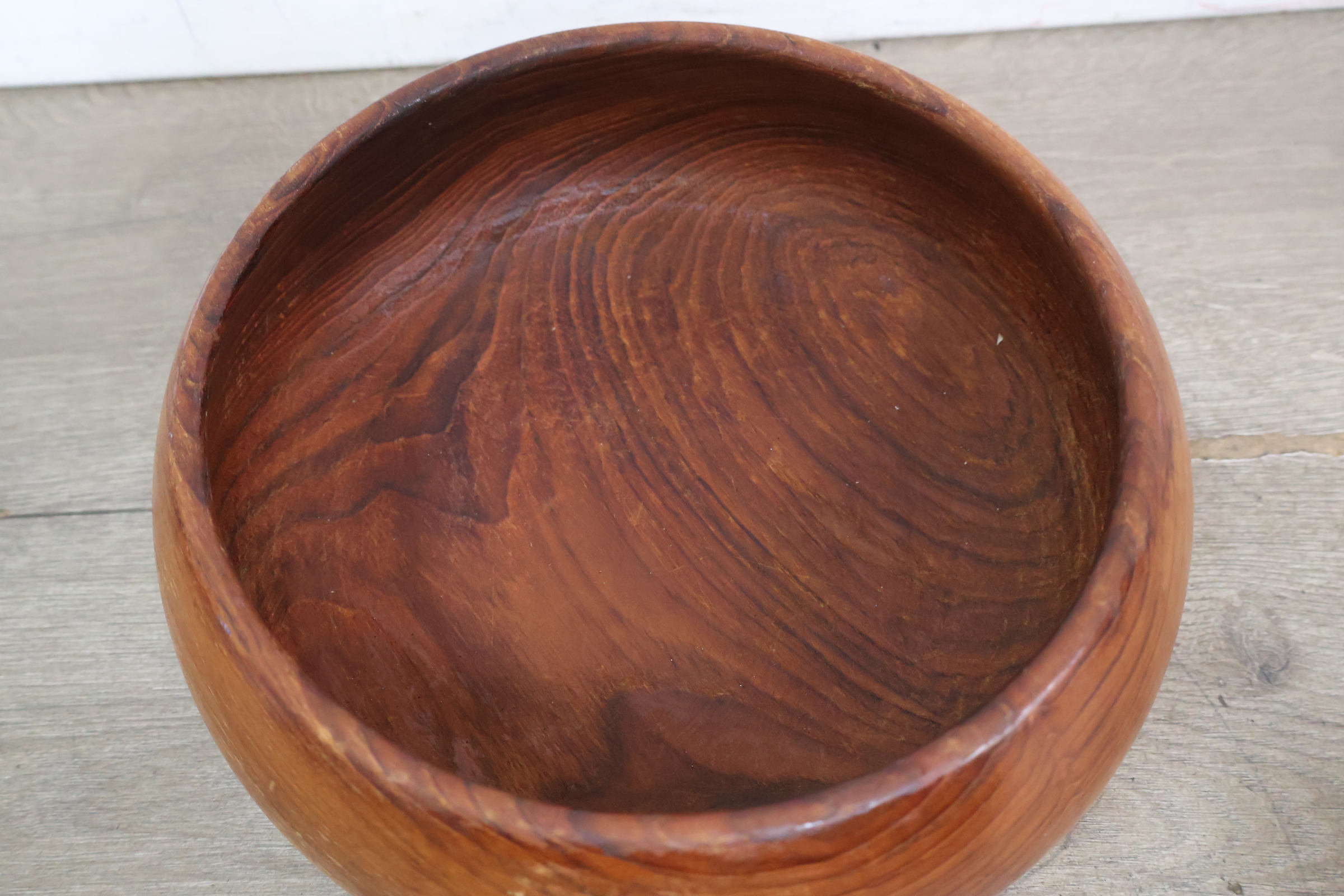 Houten serveerset met kom en schaaltjes – foto 10 – kavel bij GSD Auctions, Zoeterwoude
