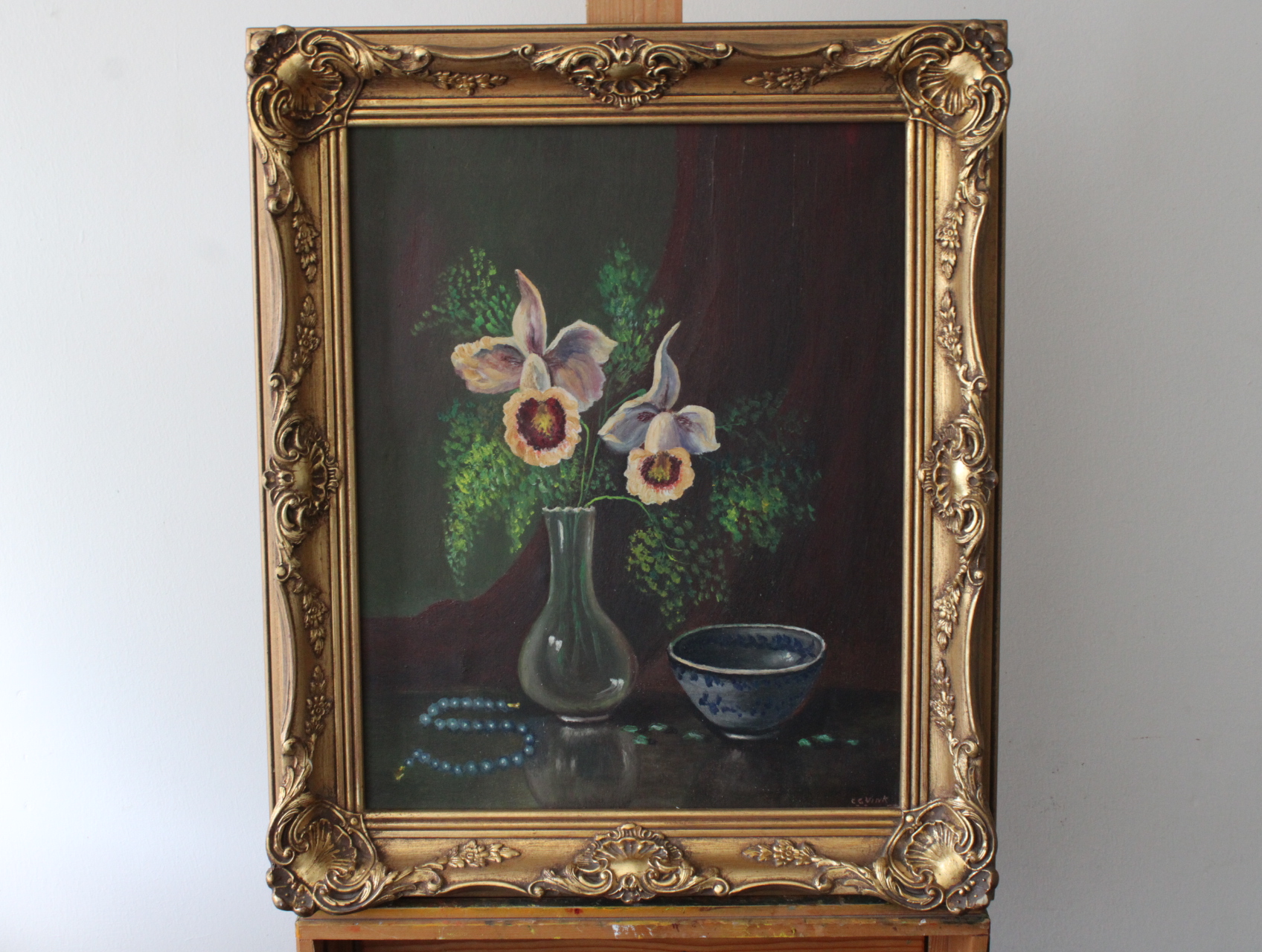 Schilderij stilleven met orchideeën en blauwe sierkom – foto 2 – kavel bij GSD Auctions, Zoeterwoude