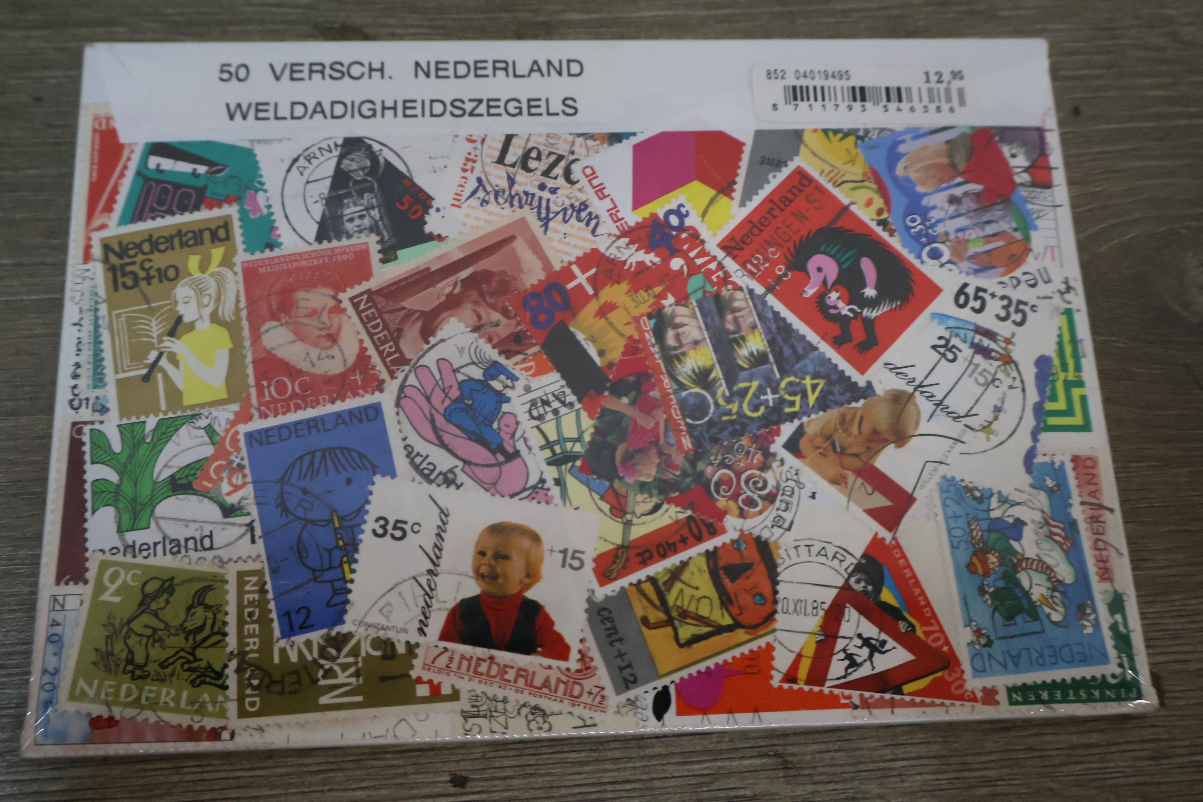 Postzegelverzamelingen Nederland in plastic hoes – foto 8 – kavel bij GSD Auctions, Zoeterwoude