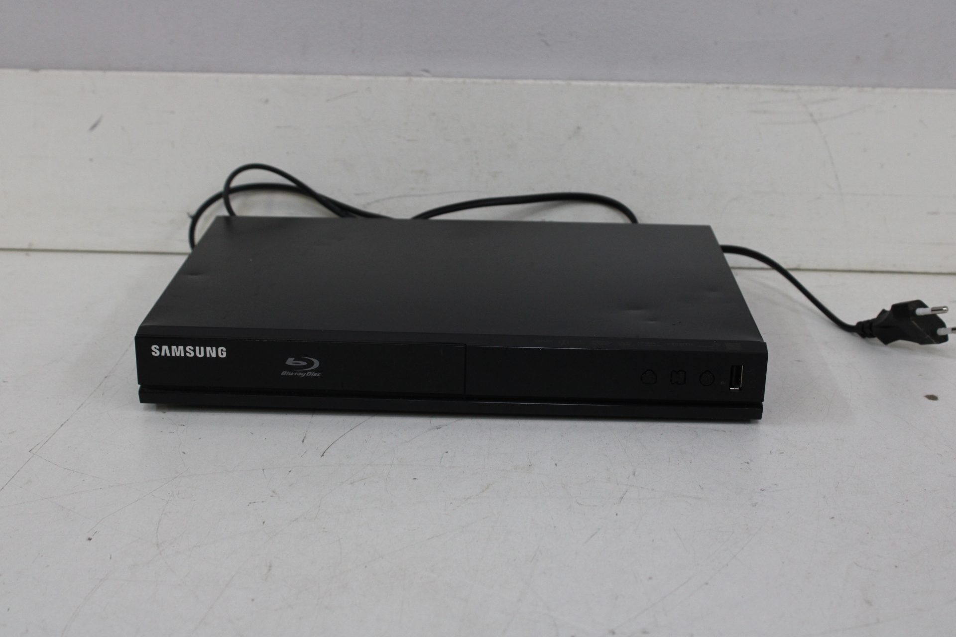 Samsung Blu-ray speler – foto 2 – kavel bij GSD Auctions, Zoeterwoude