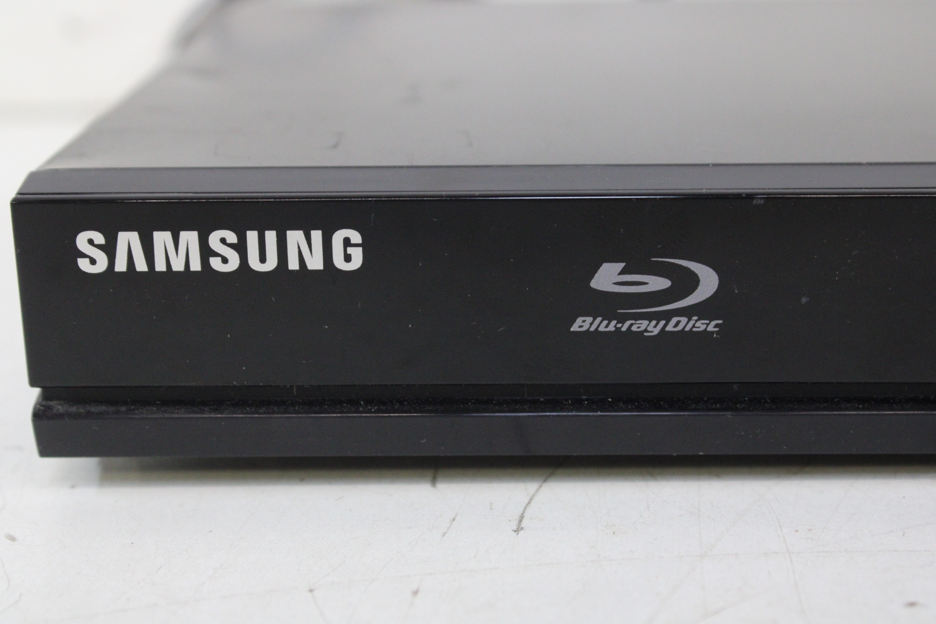 Samsung Blu-ray speler – foto 3 – kavel bij GSD Auctions, Zoeterwoude