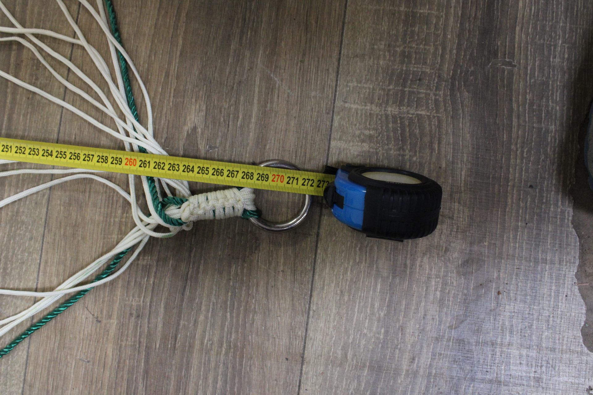 Hangmat met houten spreidstok – foto 7 – kavel bij GSD Auctions, Zoeterwoude