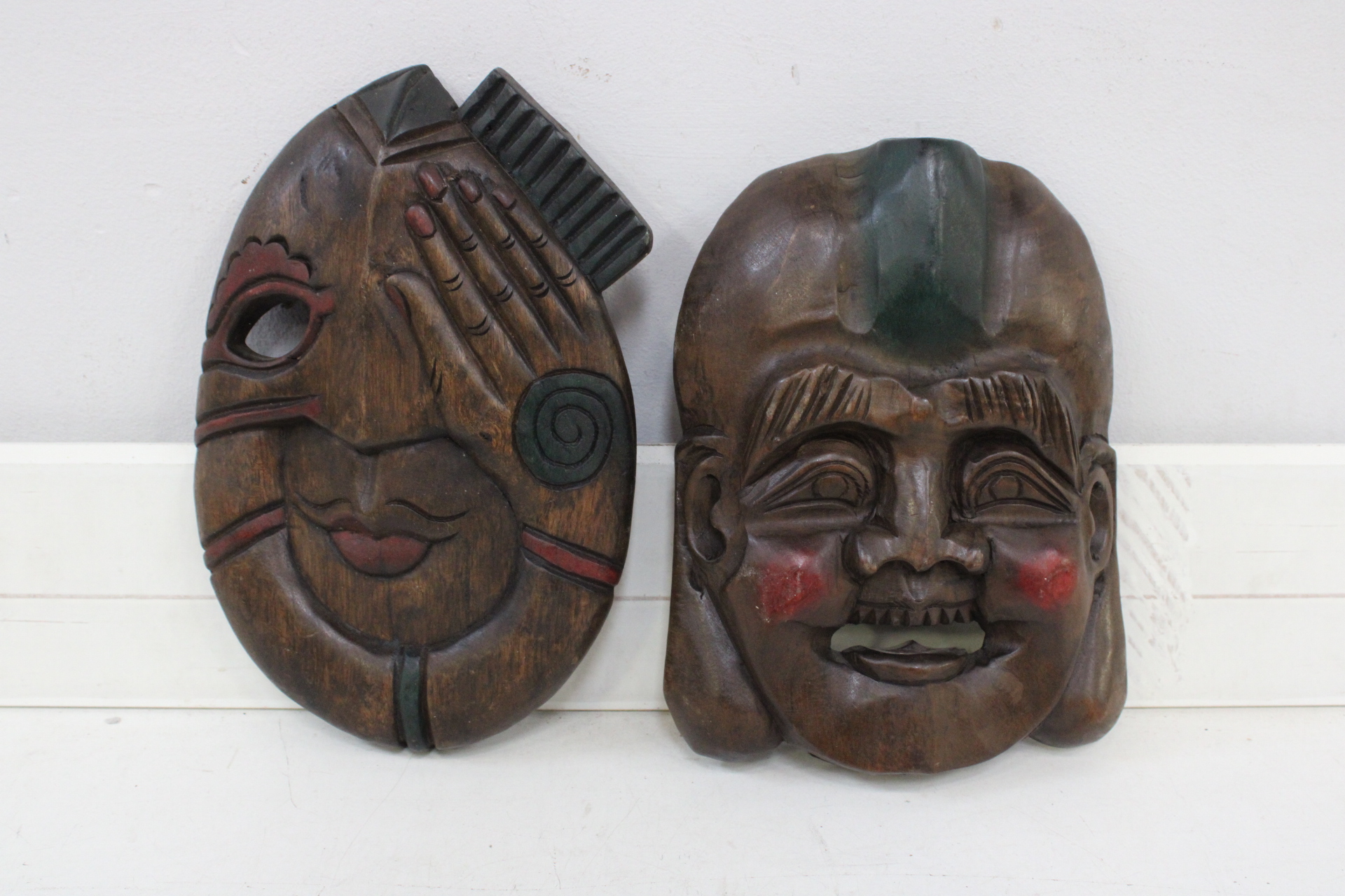 Set houten masker beeldjes – foto 2 – kavel bij GSD Auctions, Zoeterwoude