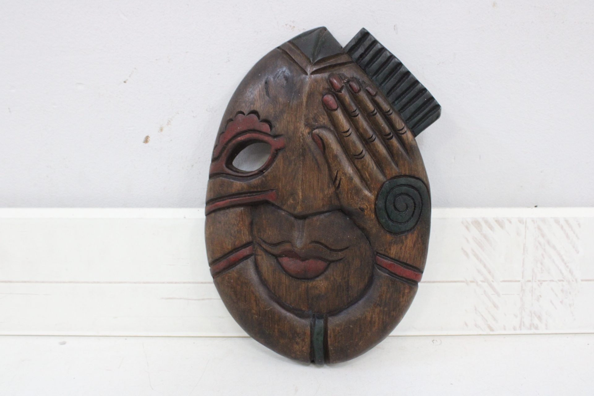 Set houten masker beeldjes – foto 3 – kavel bij GSD Auctions, Zoeterwoude