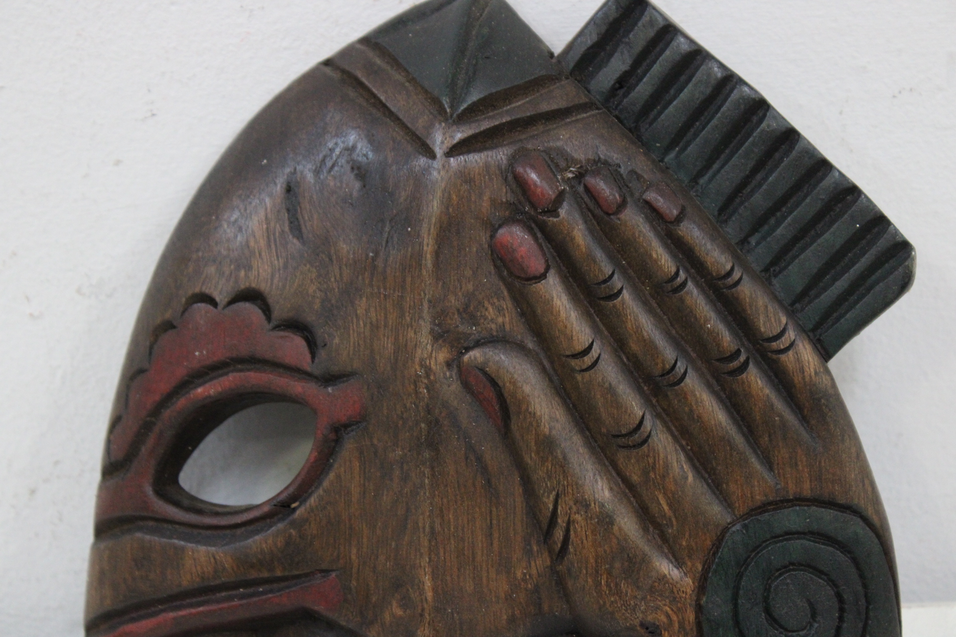 Set houten masker beeldjes – foto 4 – kavel bij GSD Auctions, Zoeterwoude