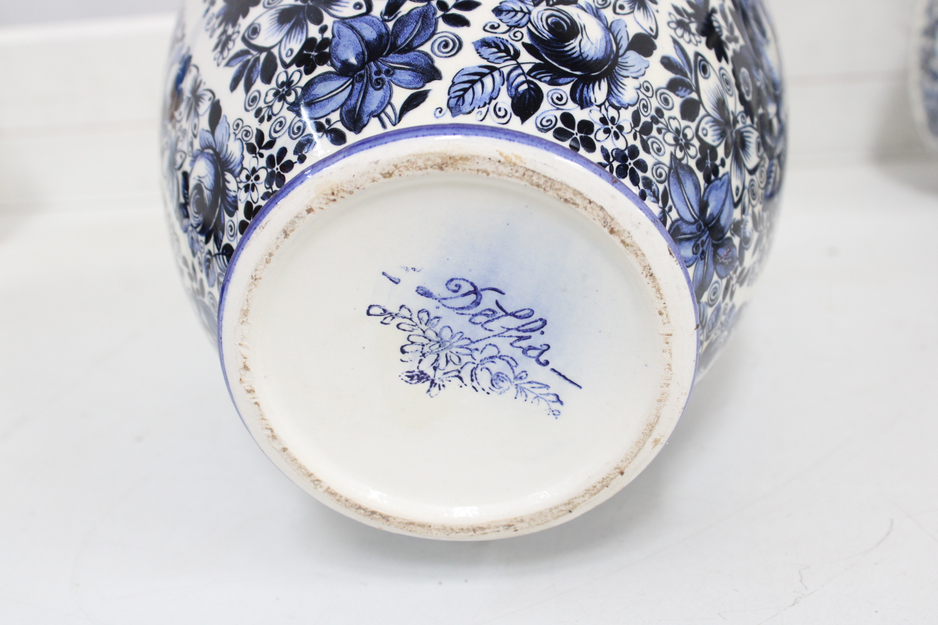 Delftsblauwe dekselpot en 2 vazen – foto 10 – kavel bij GSD Auctions, Zoeterwoude
