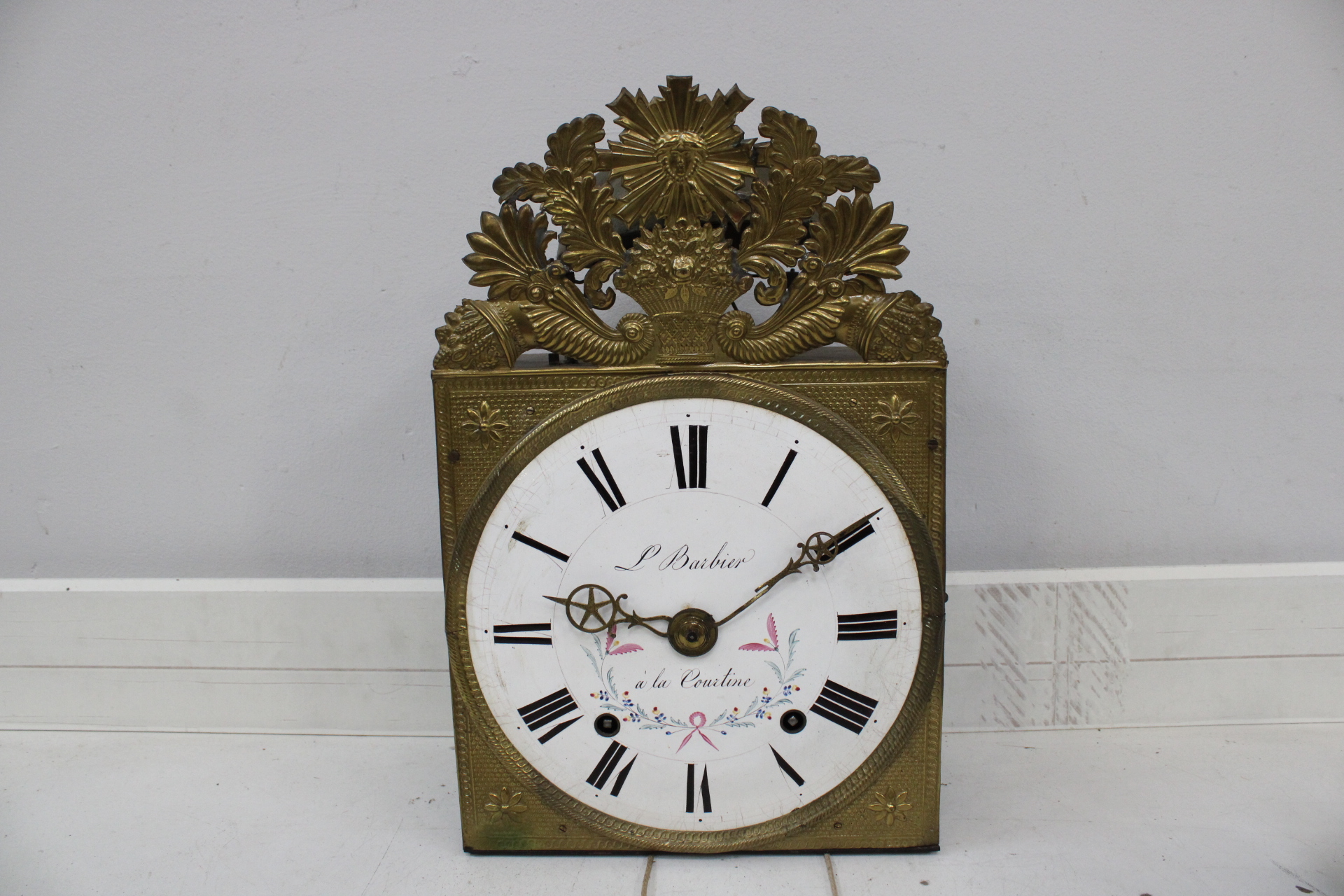 Wandklok L Barbier à la Courtine met pendel en gewicht – foto 7 – kavel bij GSD Auctions, Zoeterwoude
