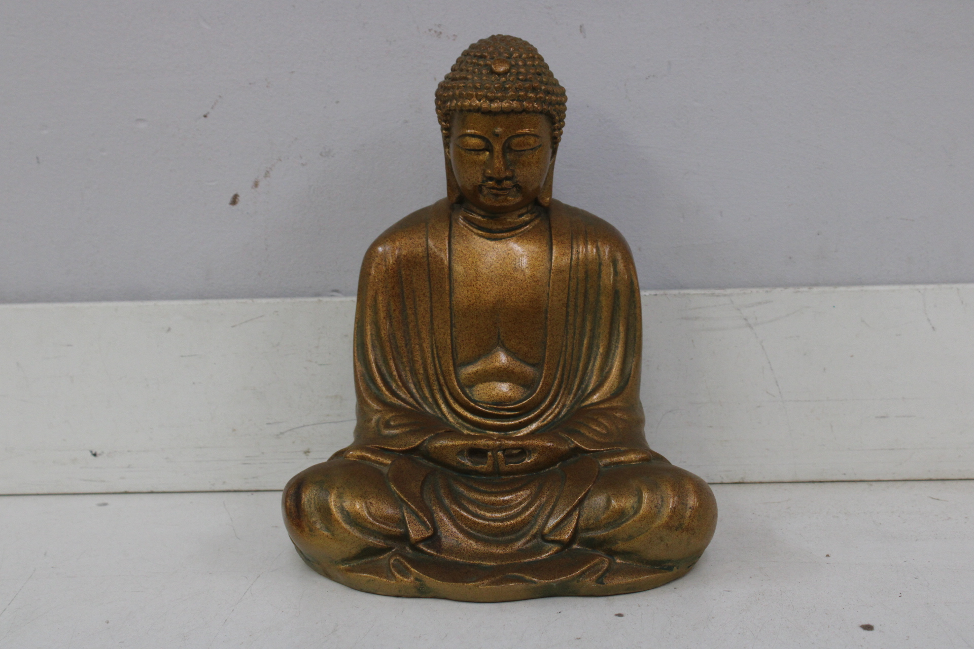 Beeld Boeddha in meditatiehouding – foto 2 – kavel bij GSD Auctions, Zoeterwoude