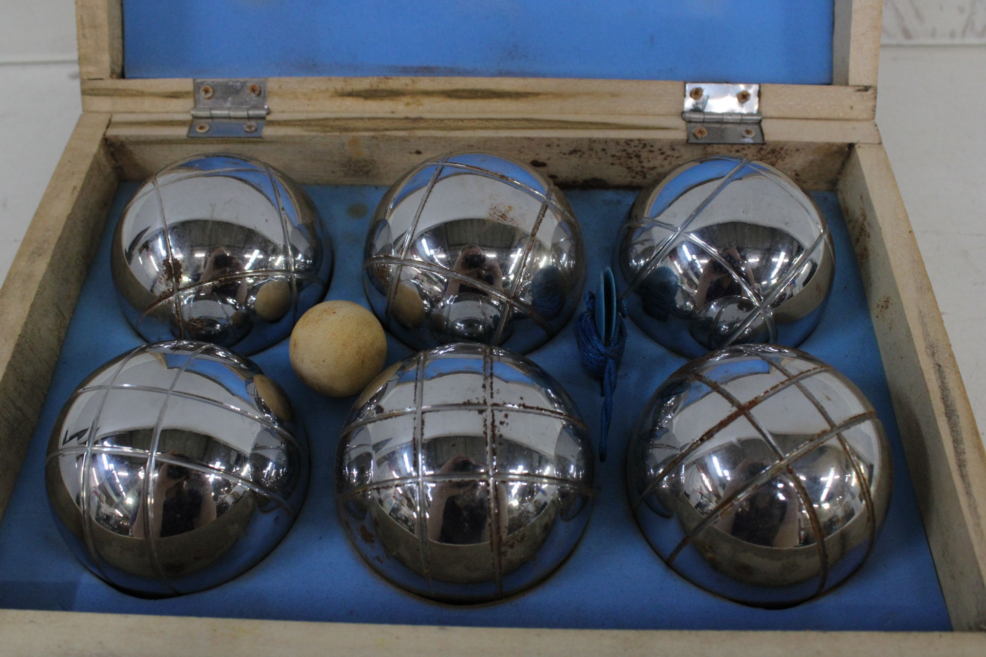 Set Jeu de Boules in houten kist – foto 3 – kavel bij GSD Auctions, Zoeterwoude