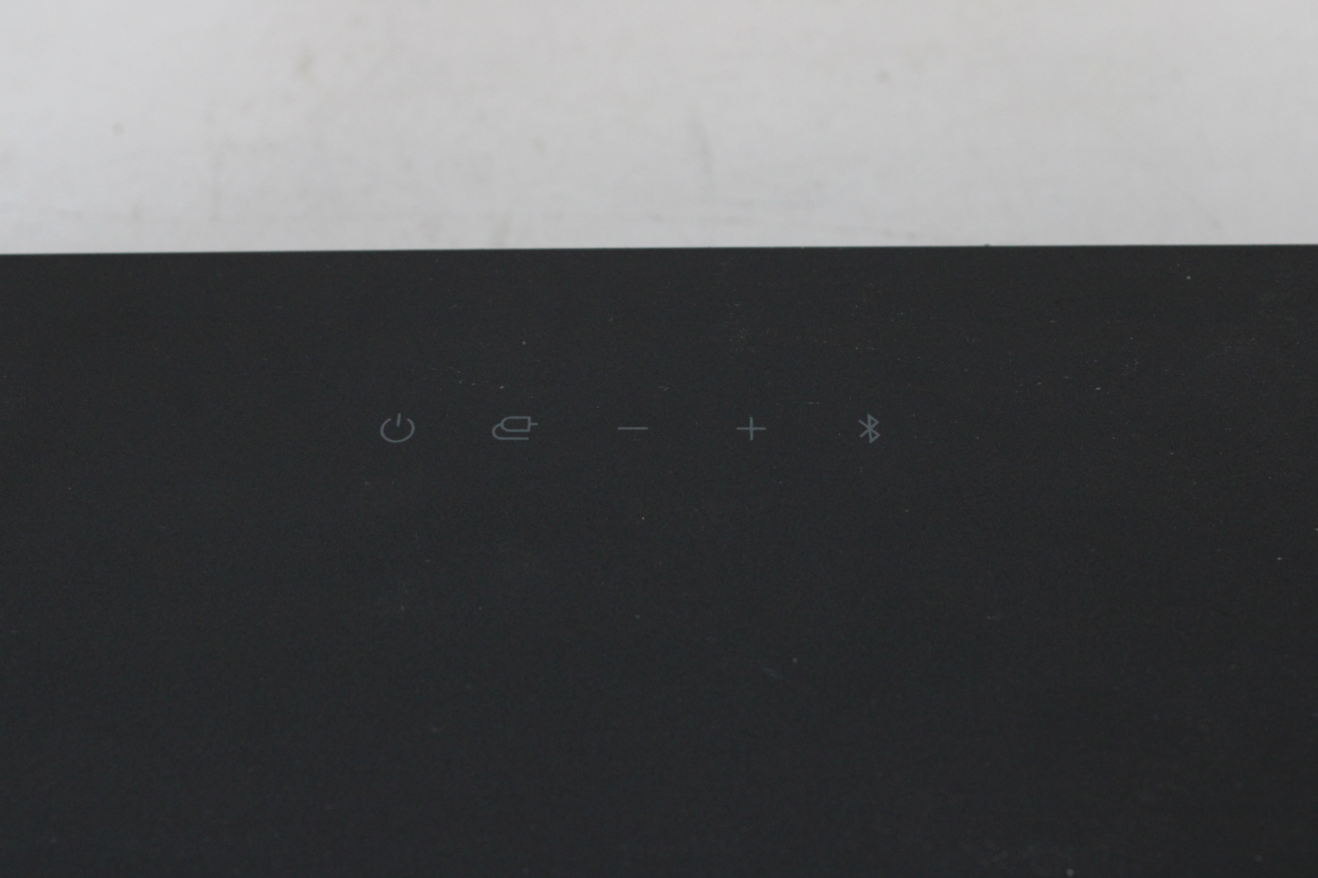 LG Soundbar speaker zwart – foto 4 – kavel bij GSD Auctions, Zoeterwoude