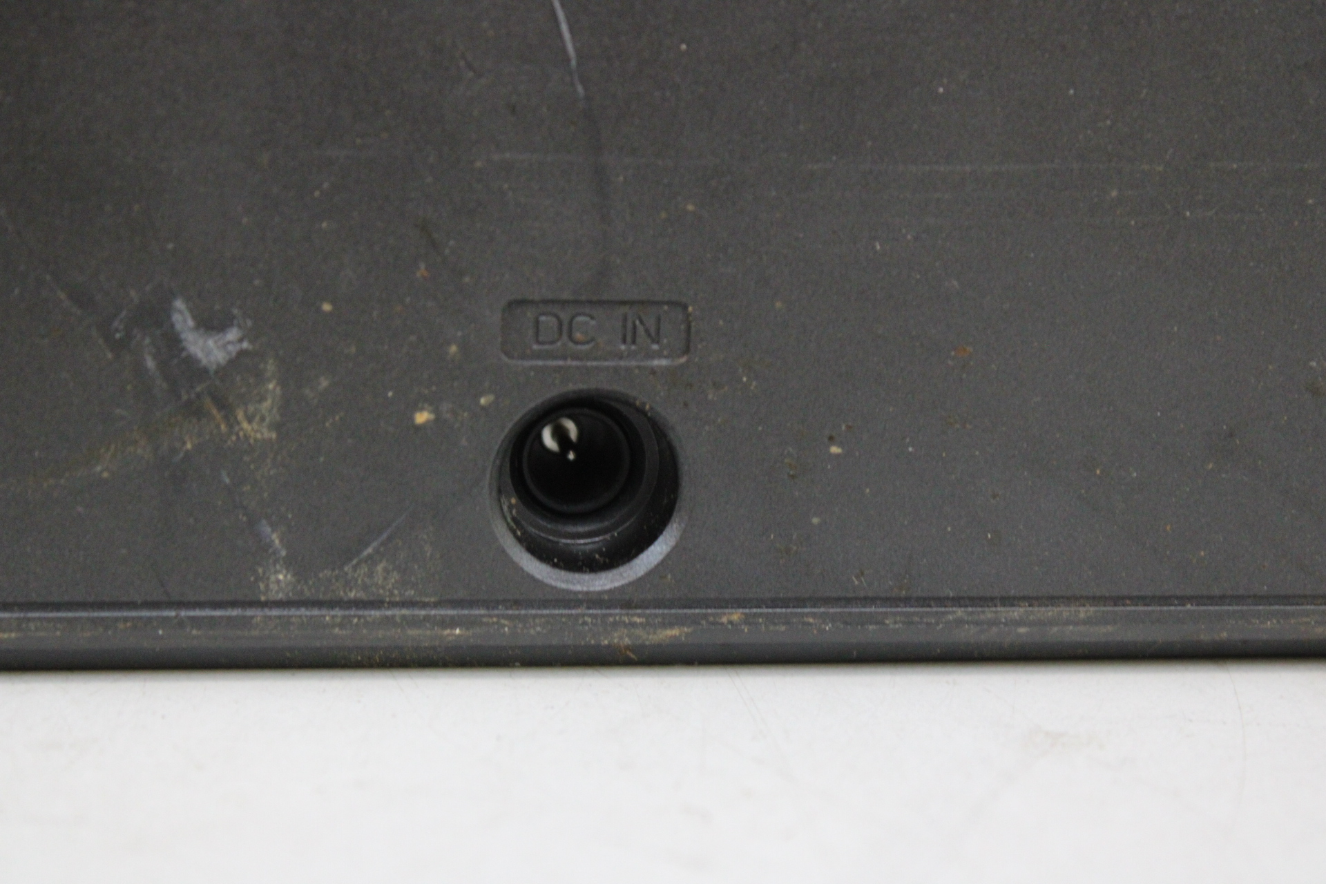 LG Soundbar speaker zwart – foto 9 – kavel bij GSD Auctions, Zoeterwoude